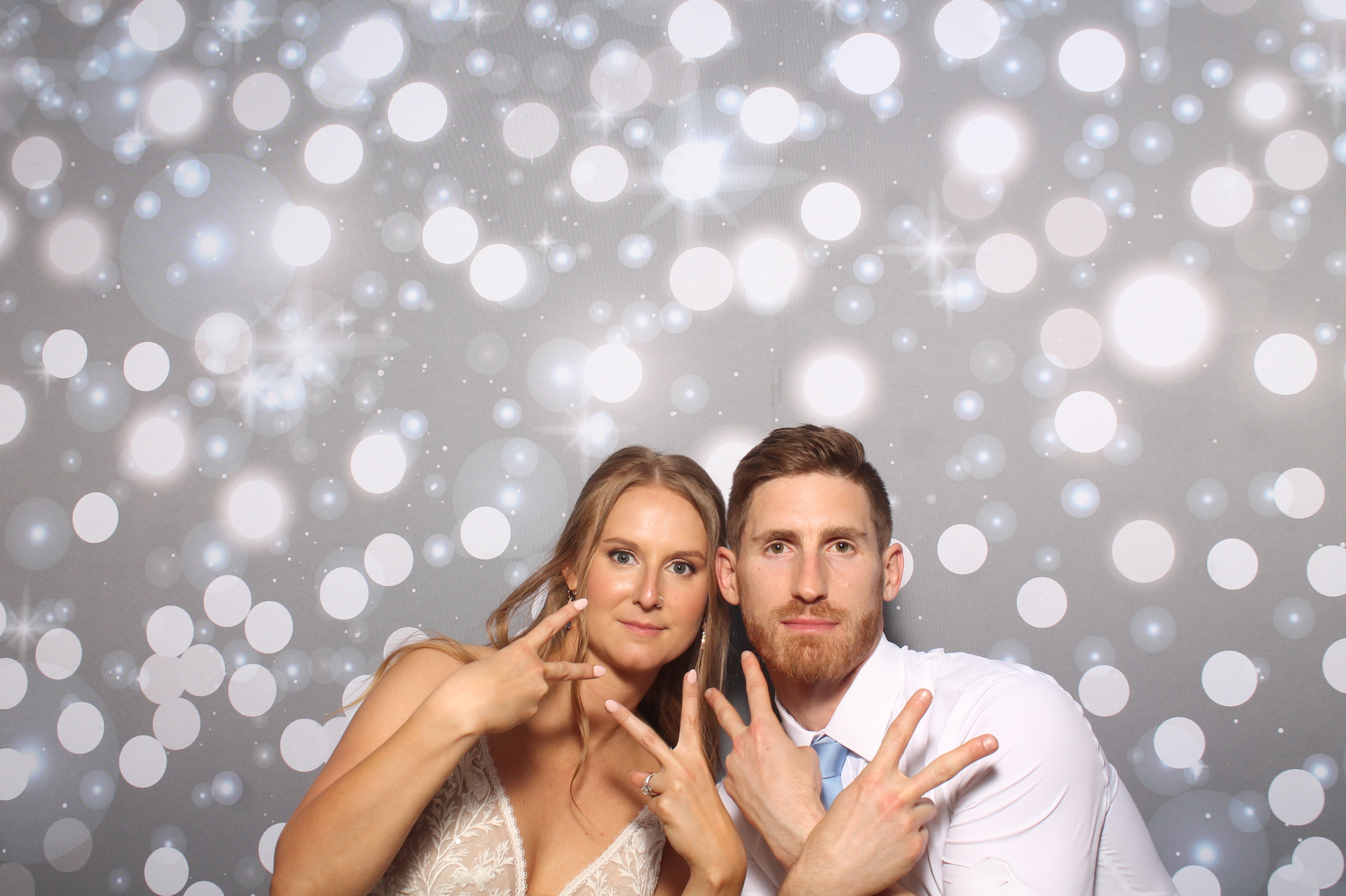 Matt & Shelbi Reception | View more photos from the event at gallery.photoboothcincy.com/u/PhotoBoothCincy/Matt-Shelbi-Reception