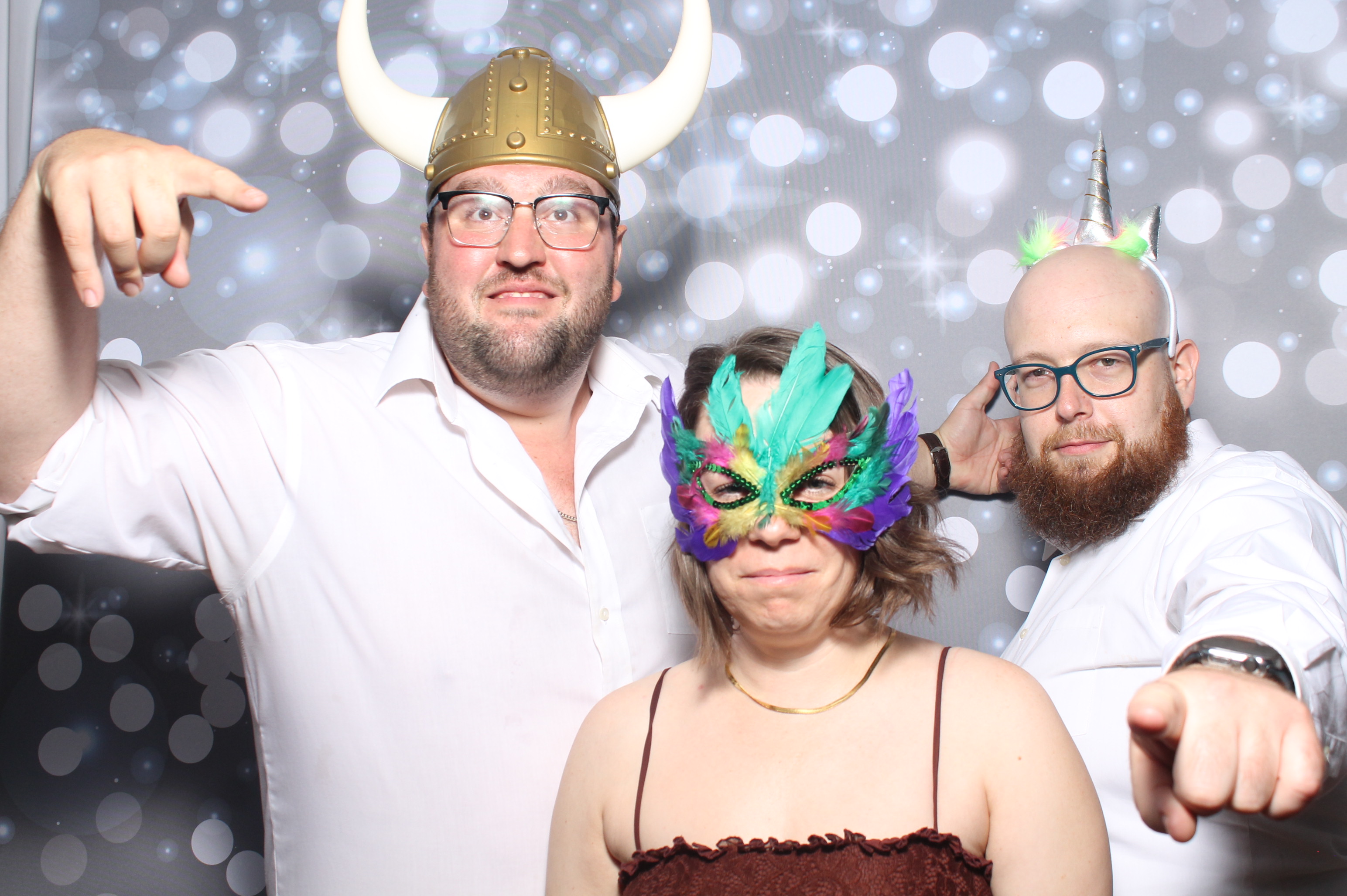 Matt & Shelbi Reception | View more photos from the event at gallery.photoboothcincy.com/u/PhotoBoothCincy/Matt-Shelbi-Reception