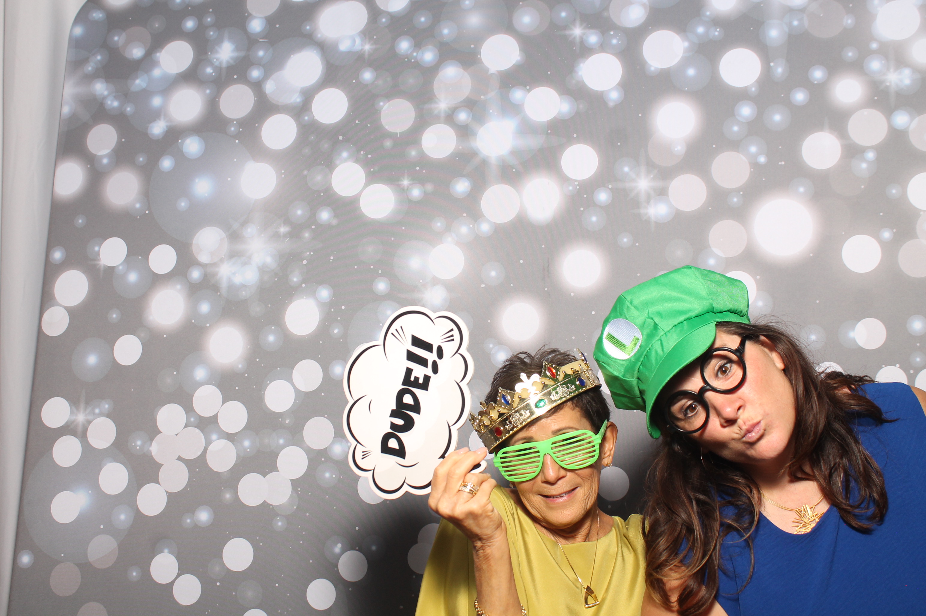 Matt & Shelbi Reception | View more photos from the event at gallery.photoboothcincy.com/u/PhotoBoothCincy/Matt-Shelbi-Reception