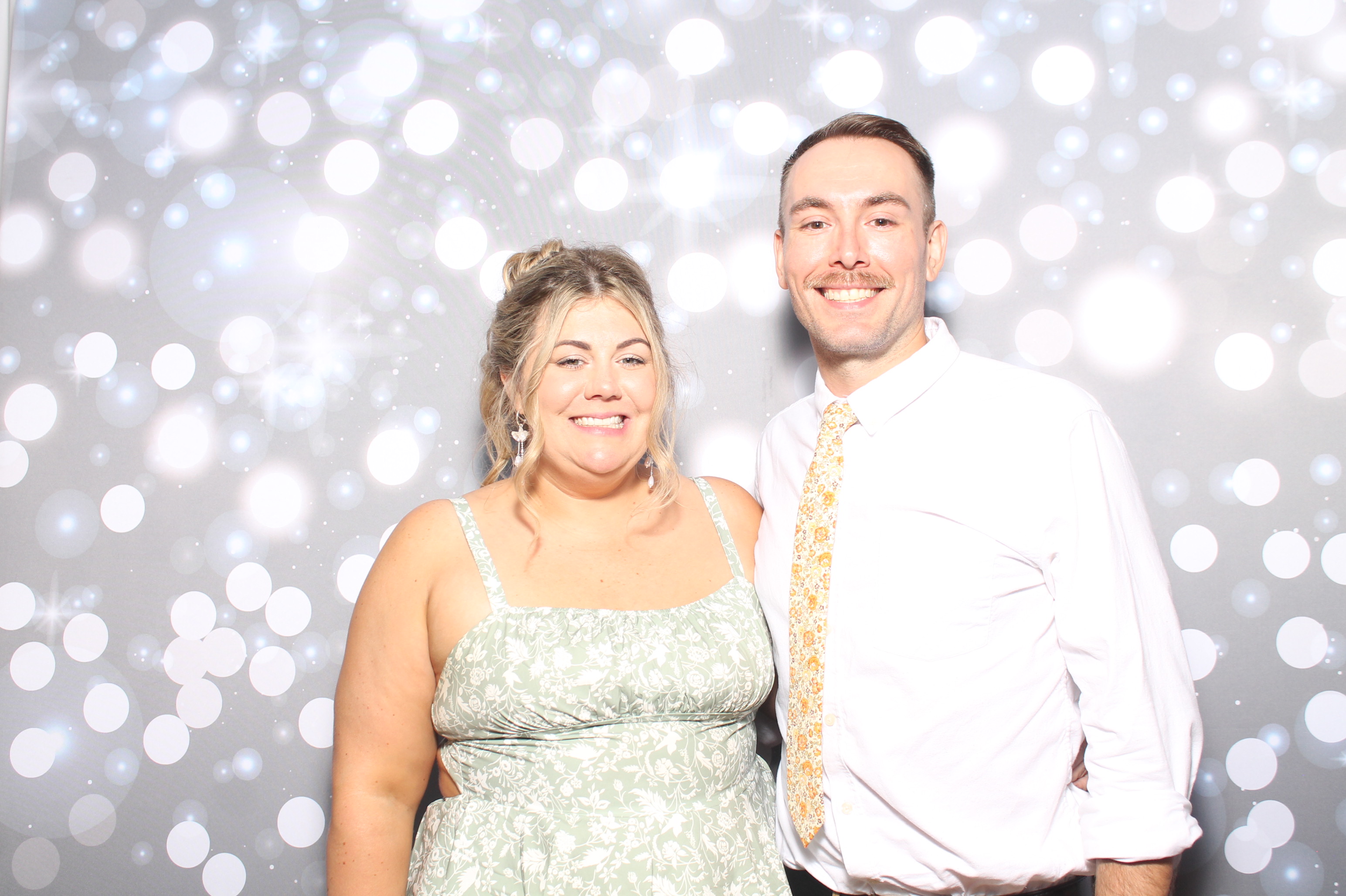 Matt & Shelbi Reception | View more photos from the event at gallery.photoboothcincy.com/u/PhotoBoothCincy/Matt-Shelbi-Reception
