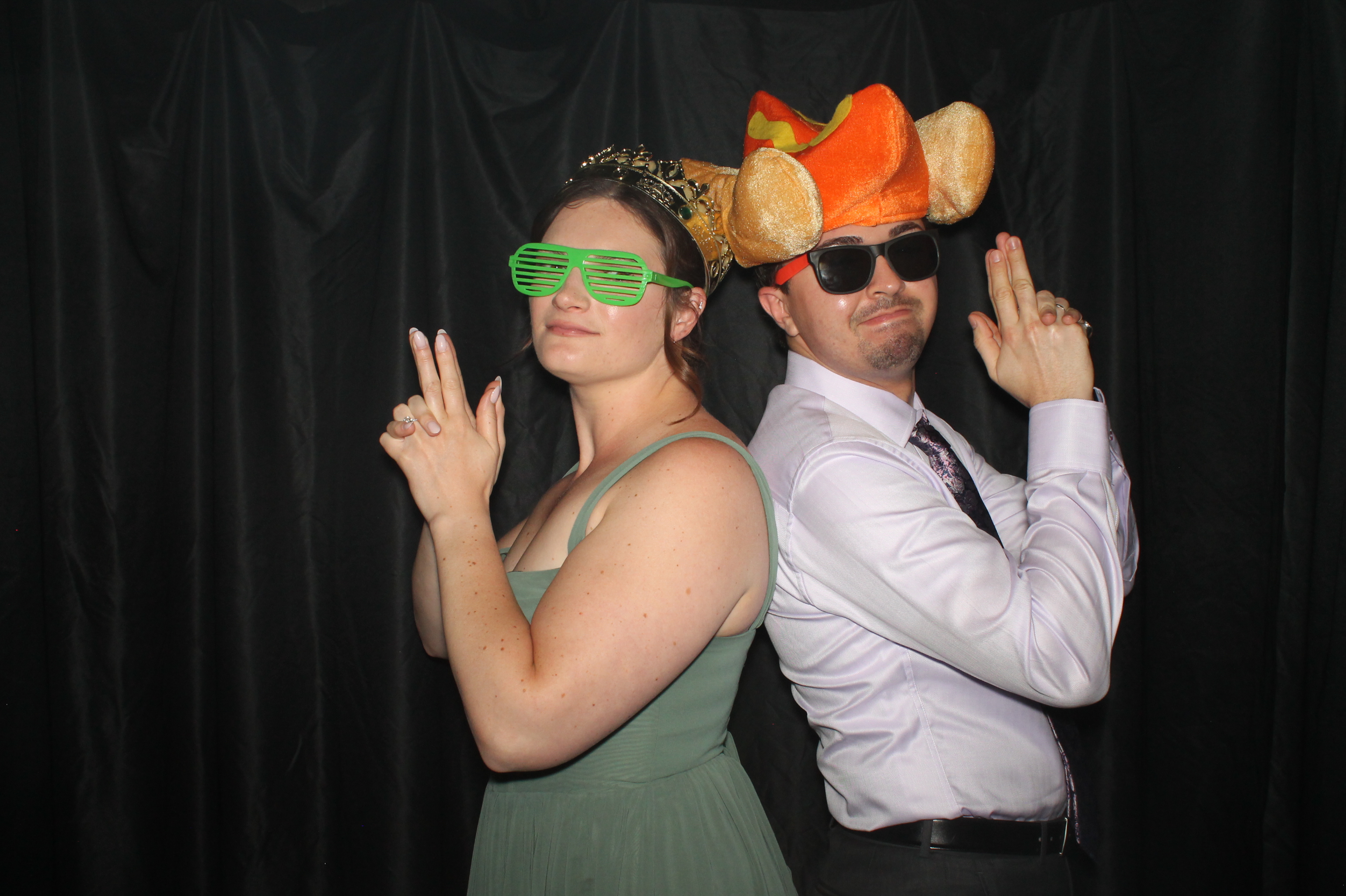Megan & Shawn | View more photos from the event at gallery.photoboothcincy.com/u/PhotoBoothCincy/Megan-Shawn