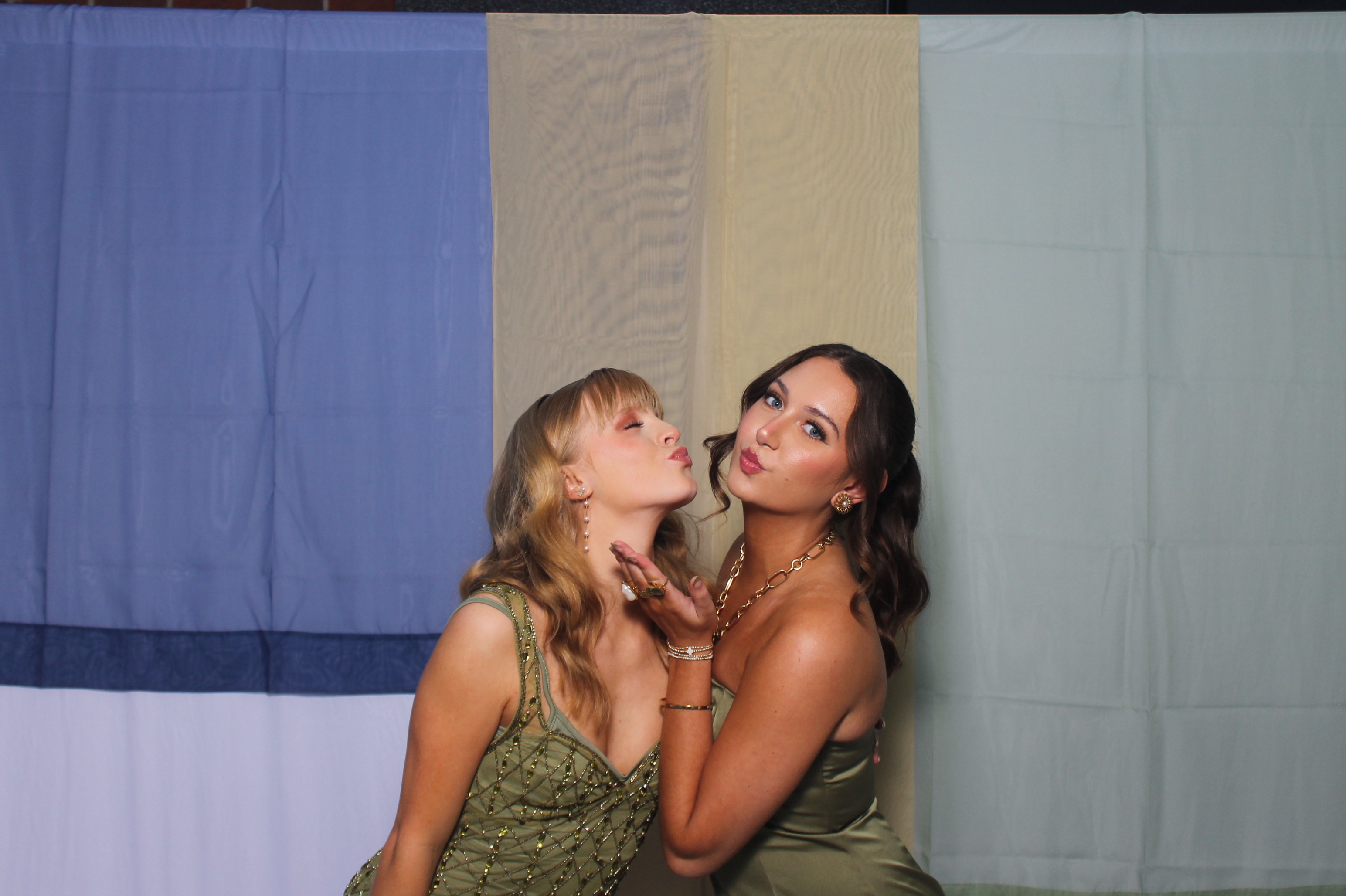 Miami University Fashion Show | View more photos from the event at gallery.photoboothcincy.com/u/PhotoBoothCincy/Miami-University-Fashion-Show
