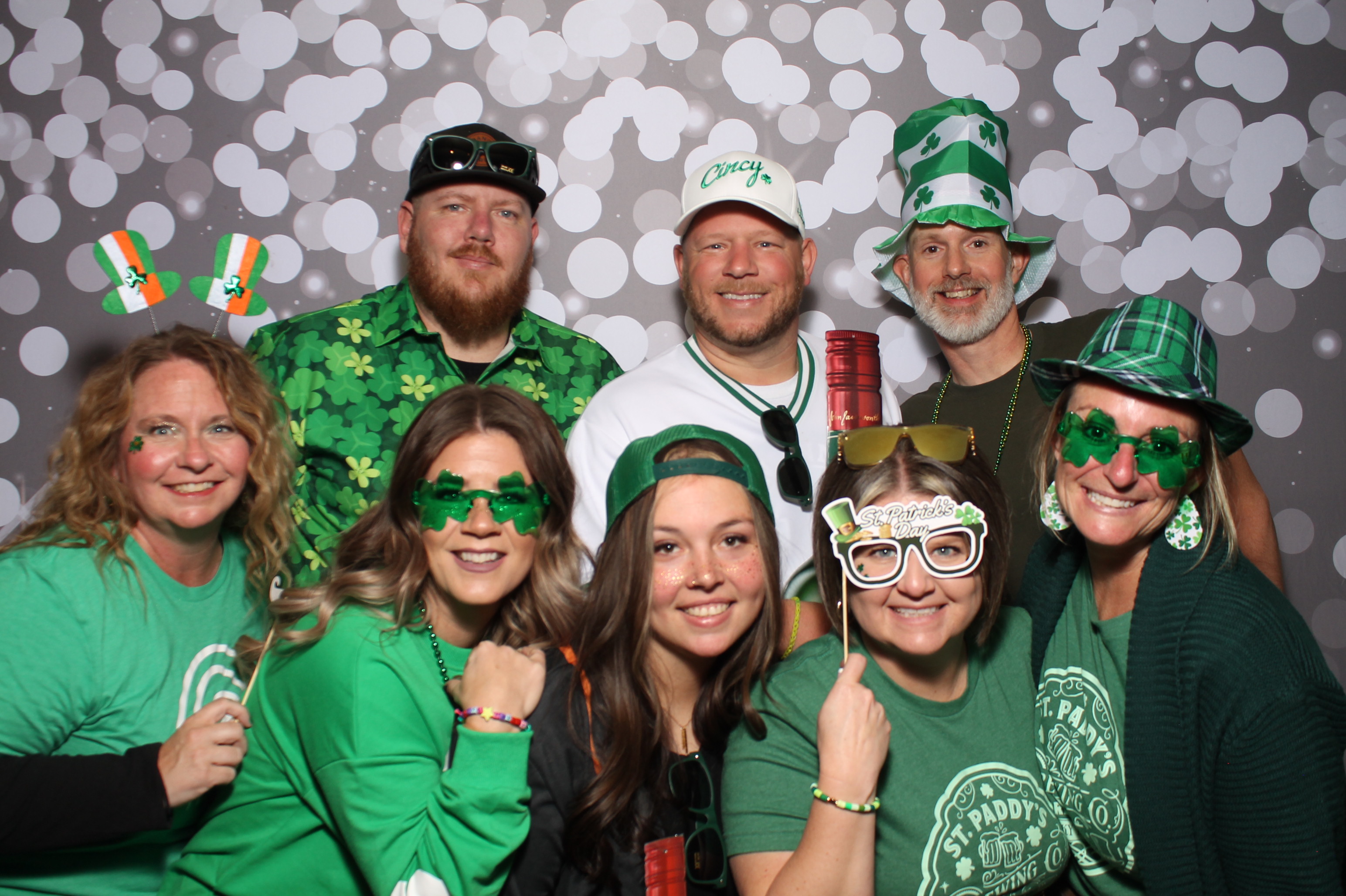Molly Malone's St. Patricks | View more photos from the event at gallery.photoboothcincy.com/u/PhotoBoothCincy/Molly-Malones-St-Patricks