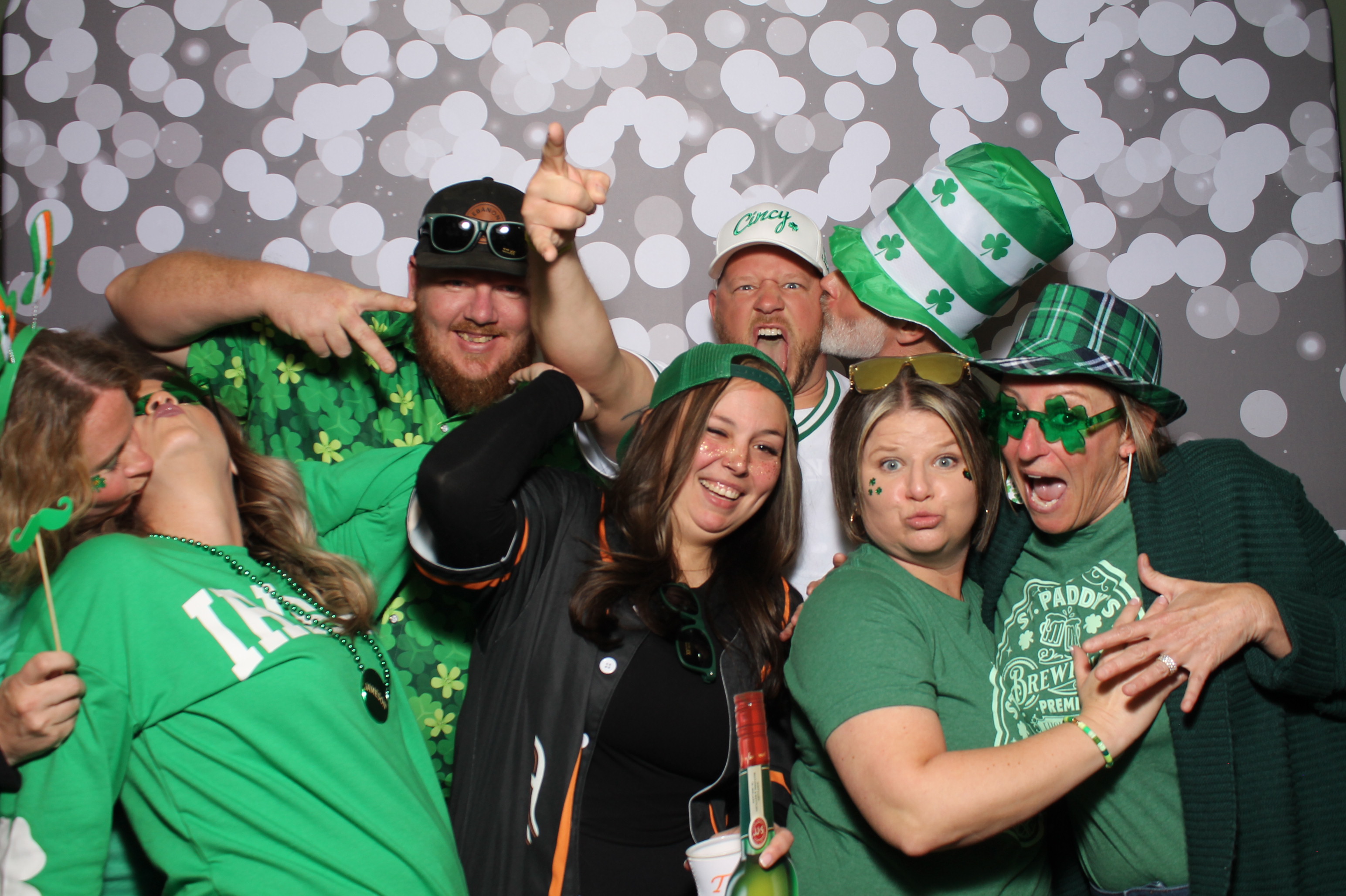 Molly Malone's St. Patricks | View more photos from the event at gallery.photoboothcincy.com/u/PhotoBoothCincy/Molly-Malones-St-Patricks