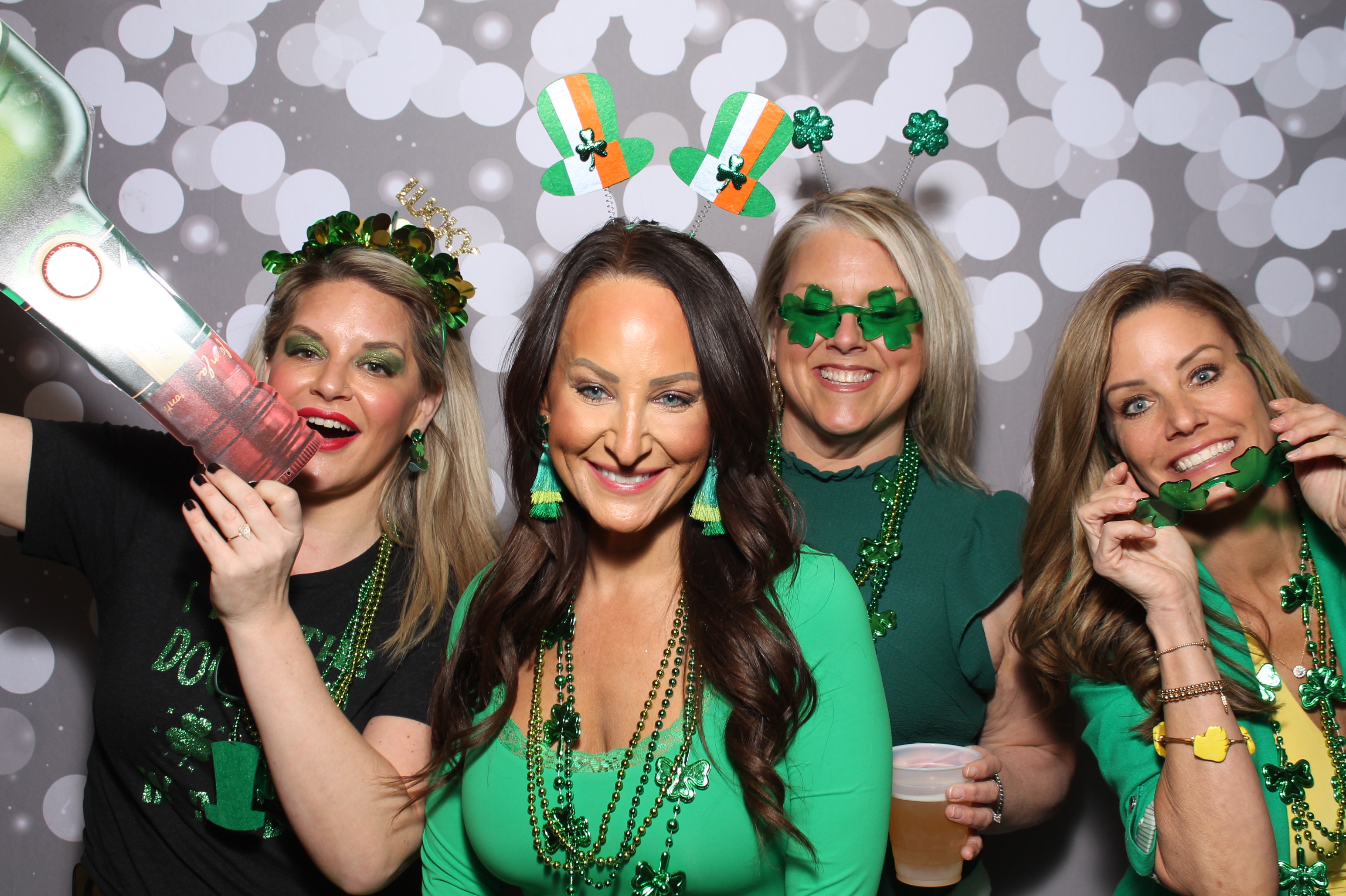Molly Malone's St. Patricks | View more photos from the event at gallery.photoboothcincy.com/u/PhotoBoothCincy/Molly-Malones-St-Patricks