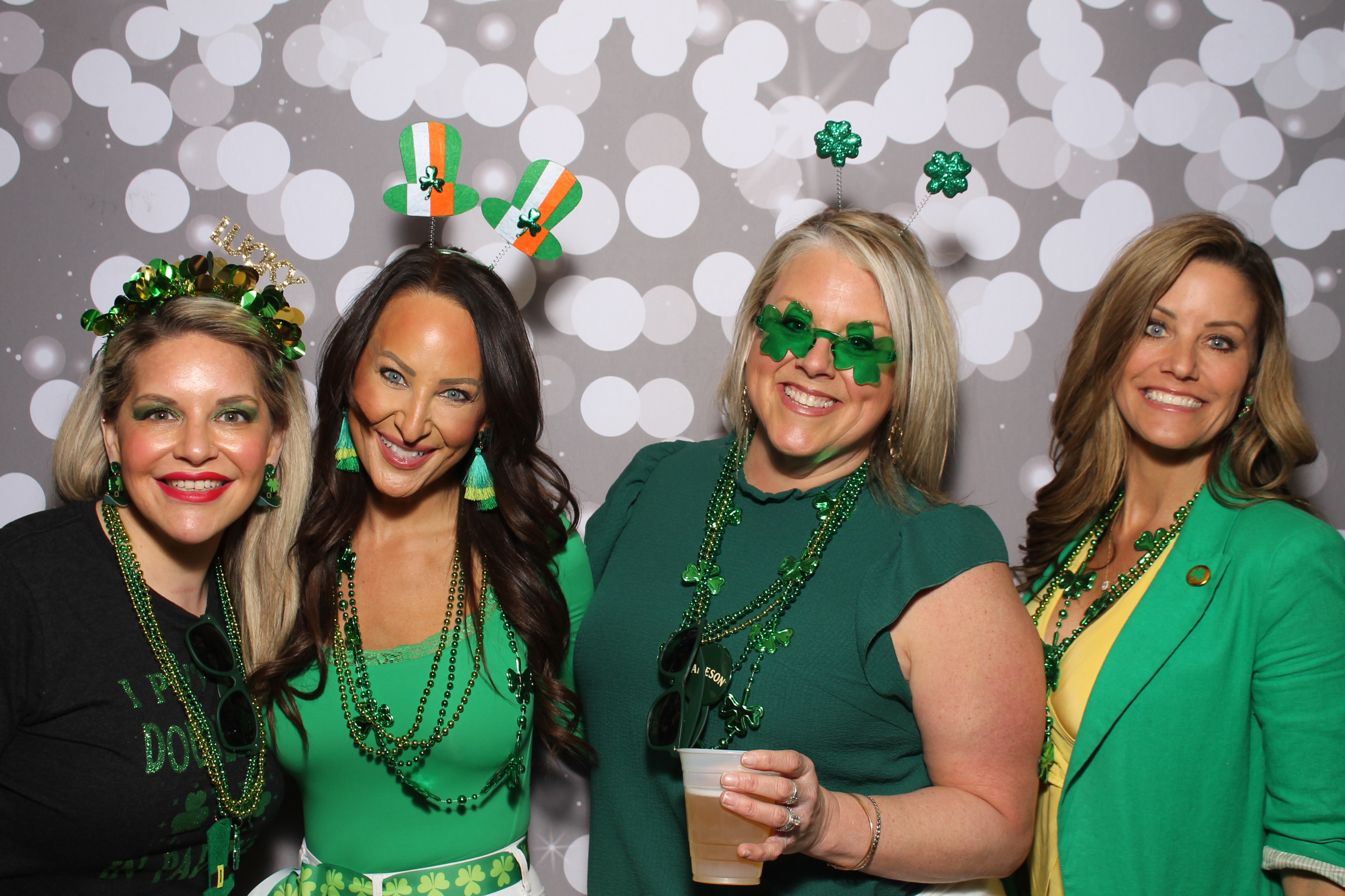 Molly Malone's St. Patricks | View more photos from the event at gallery.photoboothcincy.com/u/PhotoBoothCincy/Molly-Malones-St-Patricks