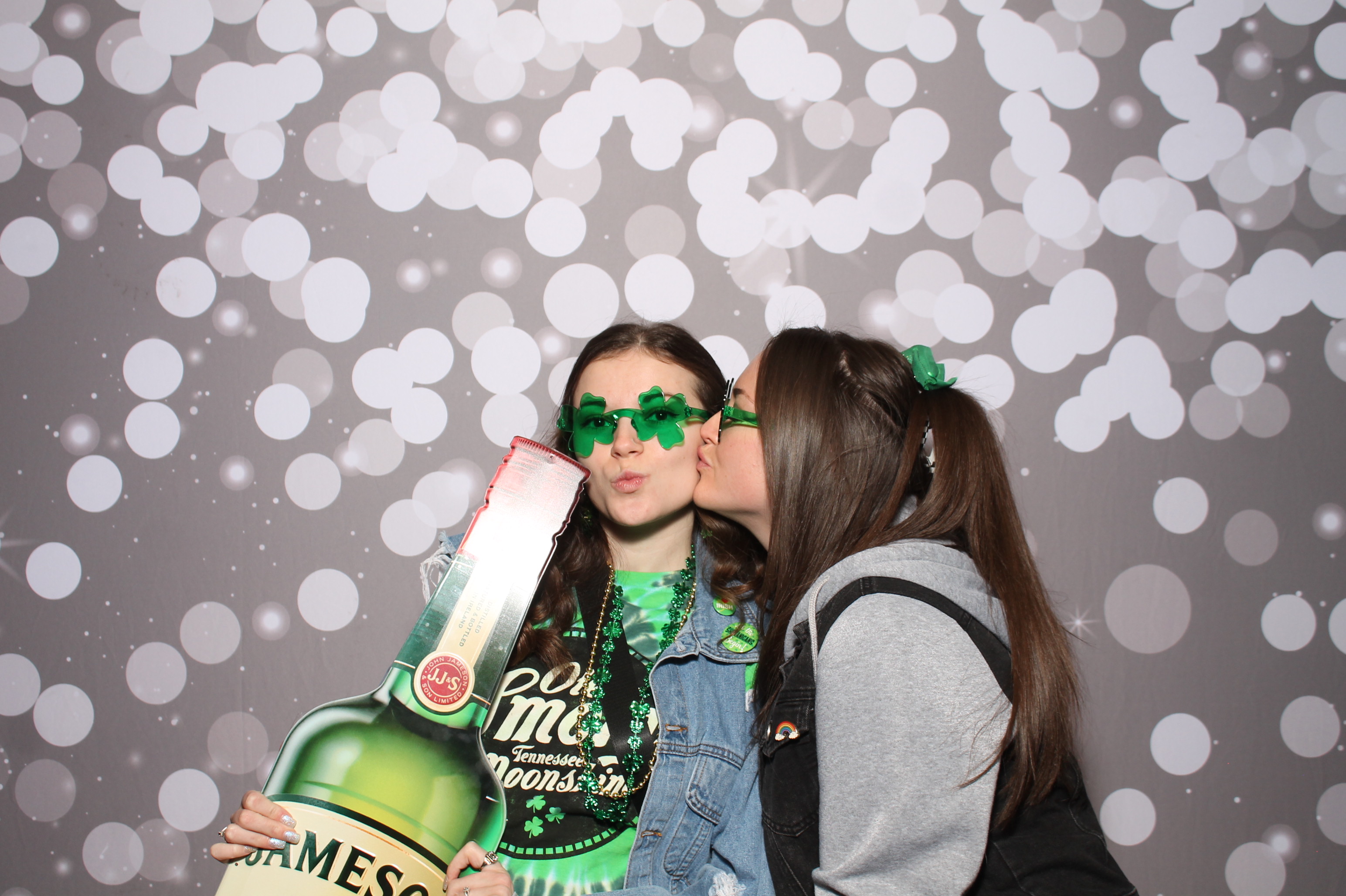 Molly Malone's St. Patricks | View more photos from the event at gallery.photoboothcincy.com/u/PhotoBoothCincy/Molly-Malones-St-Patricks