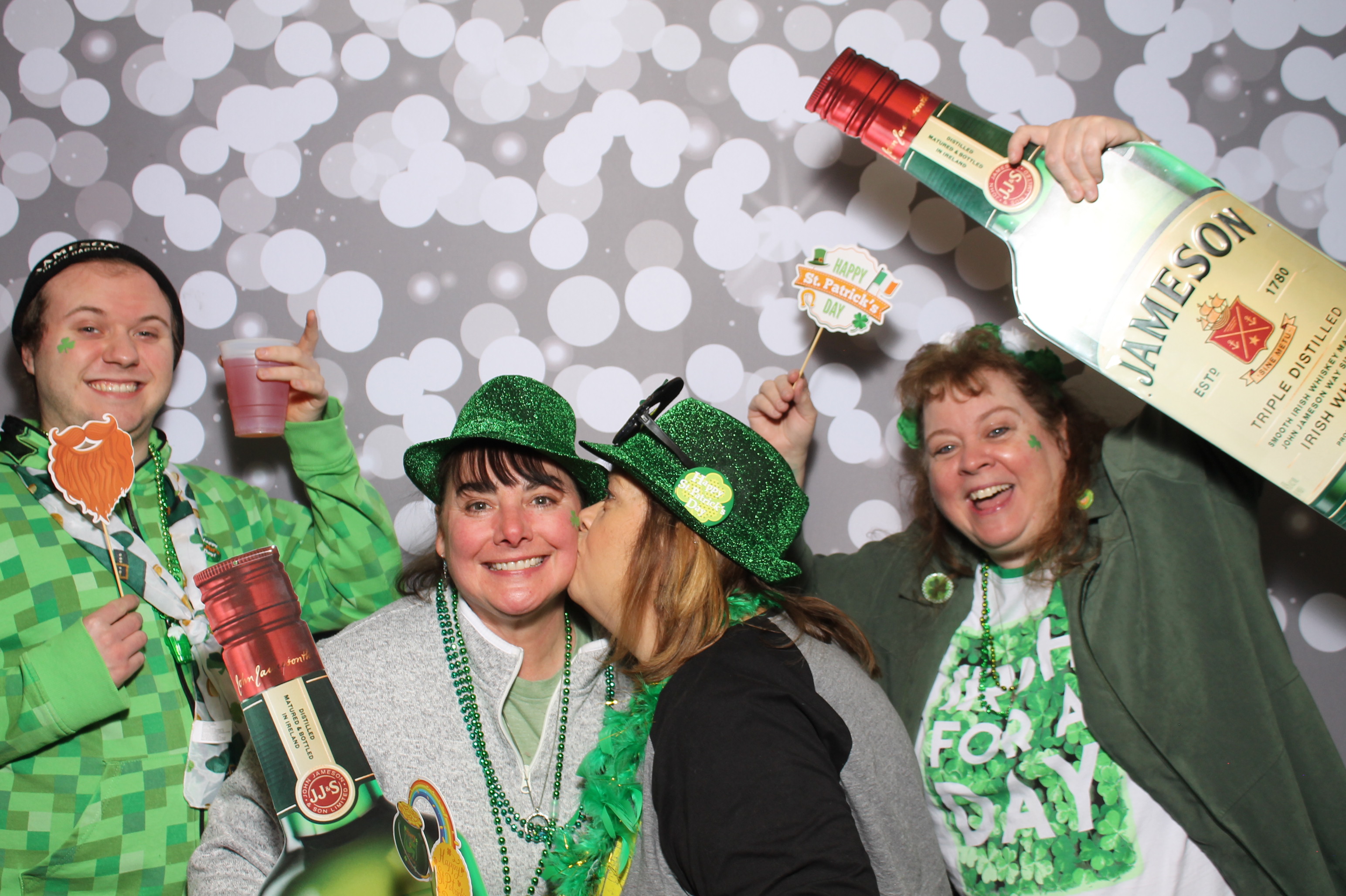 Molly Malone's St. Patricks | View more photos from the event at gallery.photoboothcincy.com/u/PhotoBoothCincy/Molly-Malones-St-Patricks