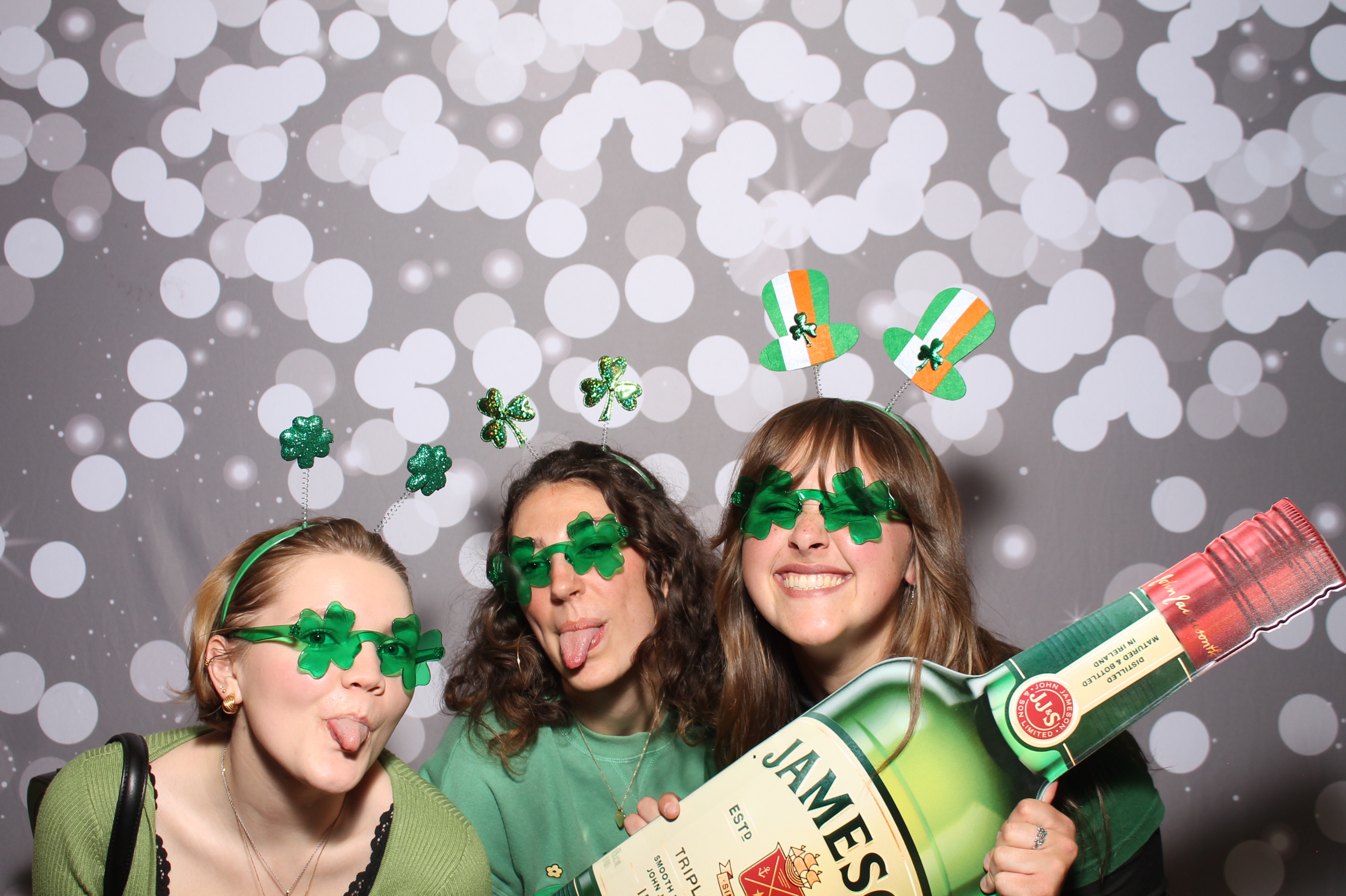 Molly Malone's St. Patricks | View more photos from the event at gallery.photoboothcincy.com/u/PhotoBoothCincy/Molly-Malones-St-Patricks