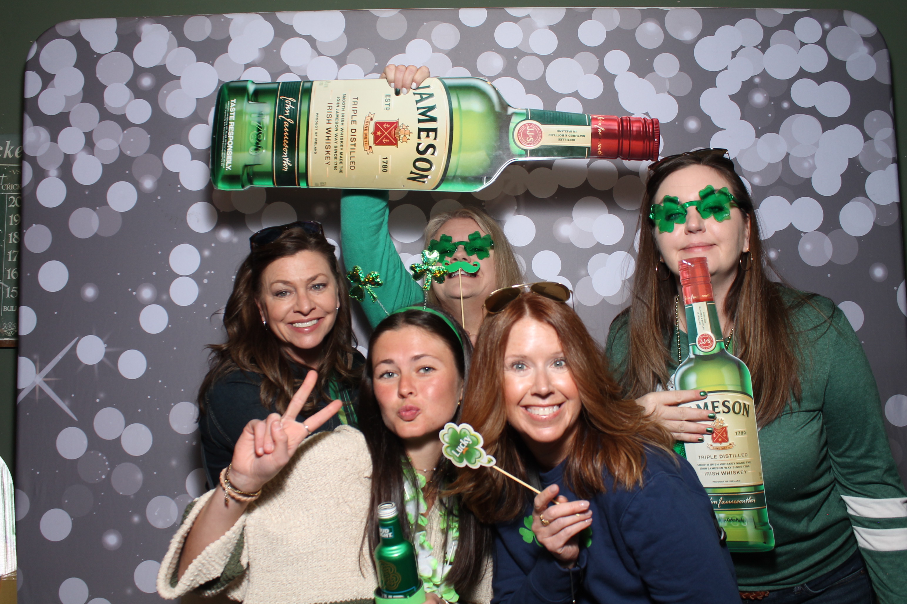 Molly Malone's St. Patricks | View more photos from the event at gallery.photoboothcincy.com/u/PhotoBoothCincy/Molly-Malones-St-Patricks