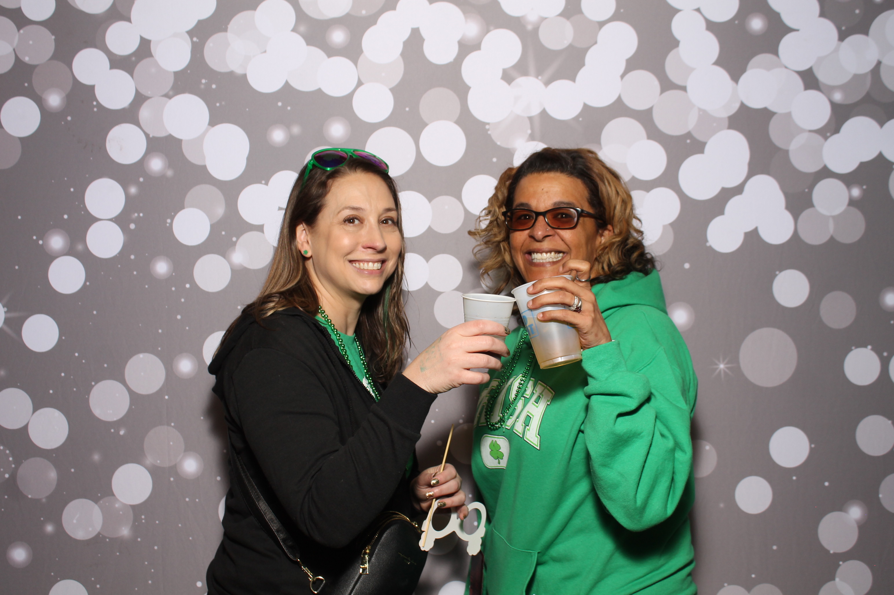 Molly Malone's St. Patricks | View more photos from the event at gallery.photoboothcincy.com/u/PhotoBoothCincy/Molly-Malones-St-Patricks