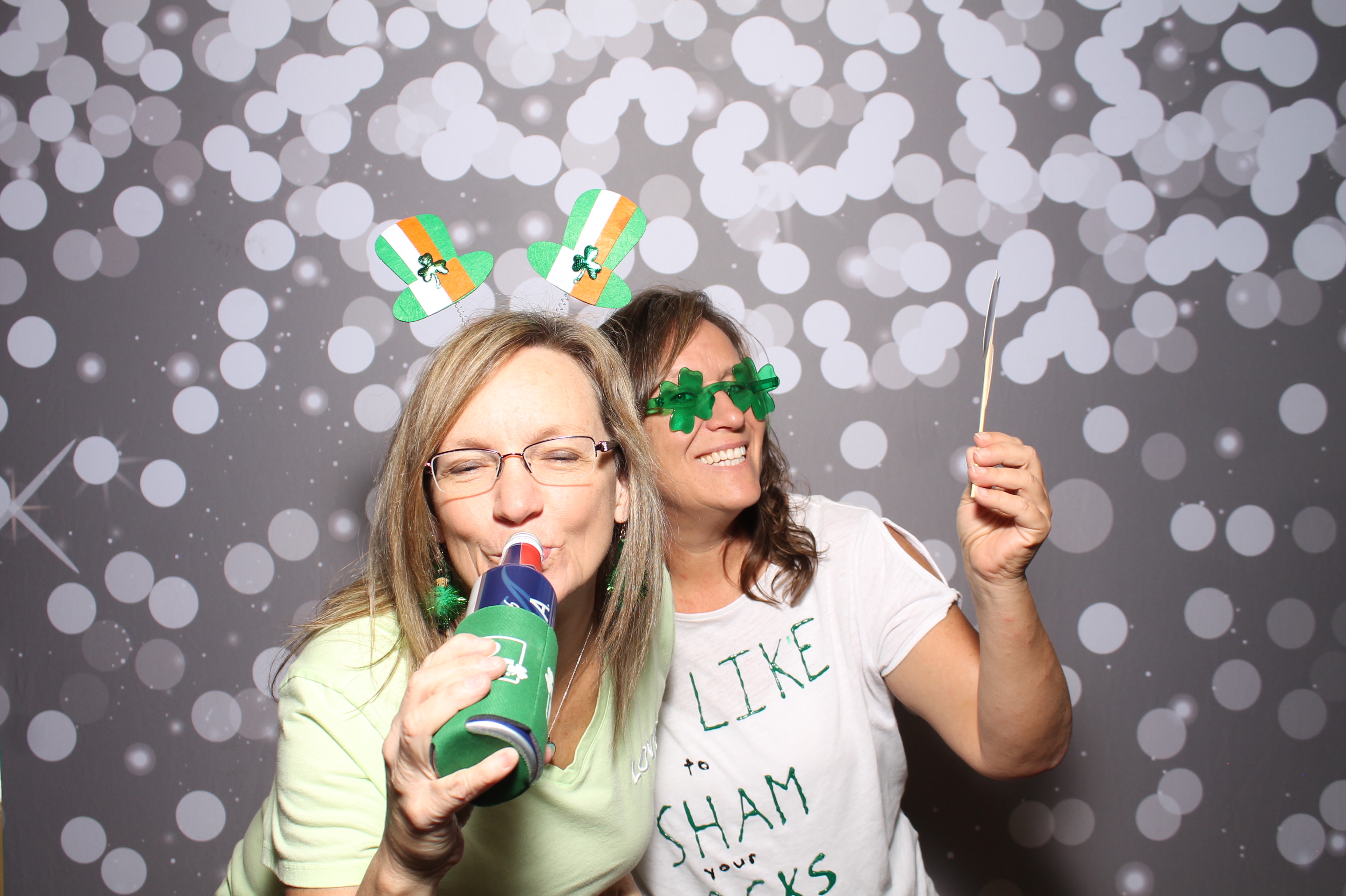 Molly Malone's St. Patricks | View more photos from the event at gallery.photoboothcincy.com/u/PhotoBoothCincy/Molly-Malones-St-Patricks
