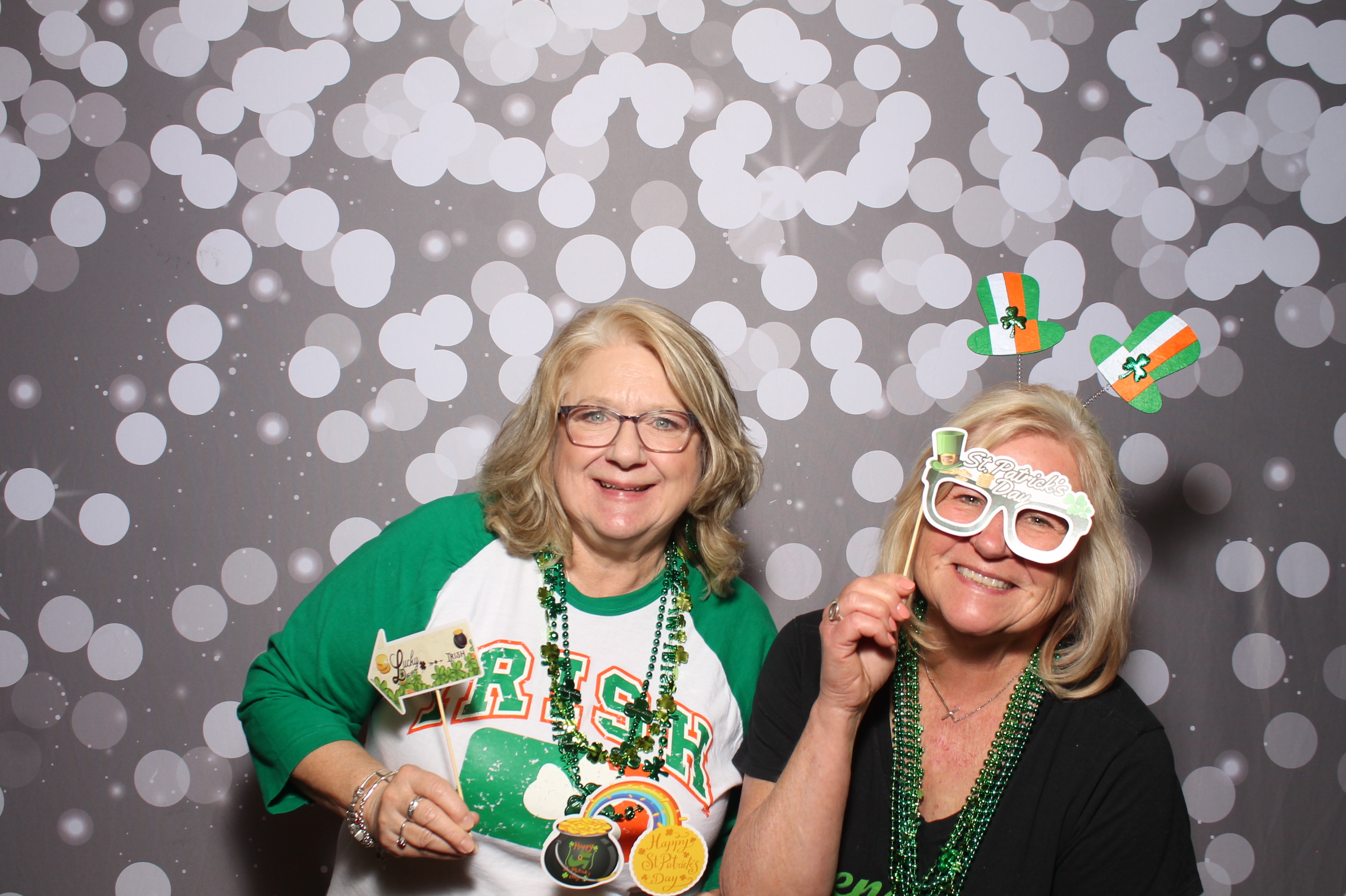 Molly Malone's St. Patricks | View more photos from the event at gallery.photoboothcincy.com/u/PhotoBoothCincy/Molly-Malones-St-Patricks
