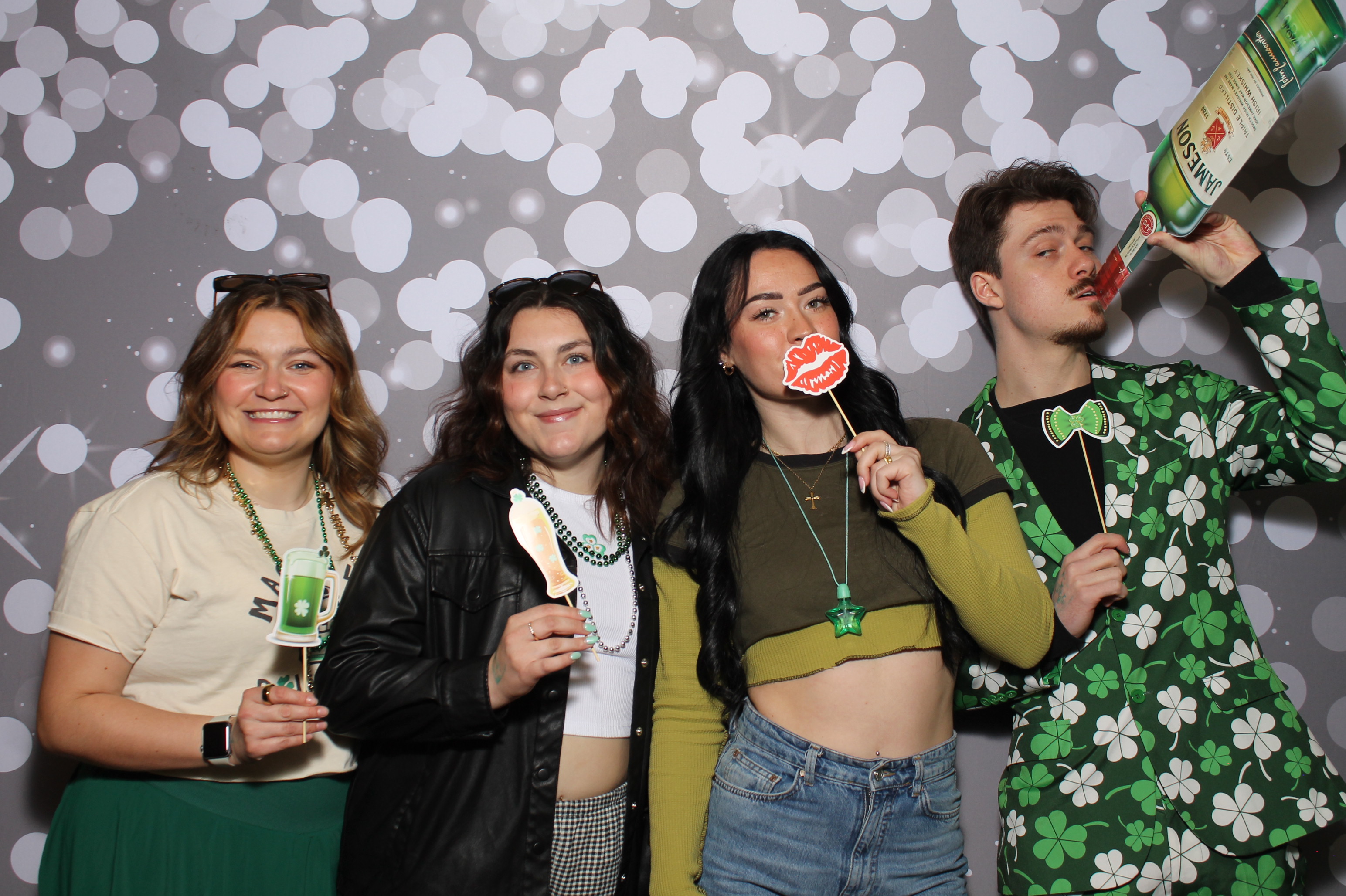 Molly Malone's St. Patricks | View more photos from the event at gallery.photoboothcincy.com/u/PhotoBoothCincy/Molly-Malones-St-Patricks