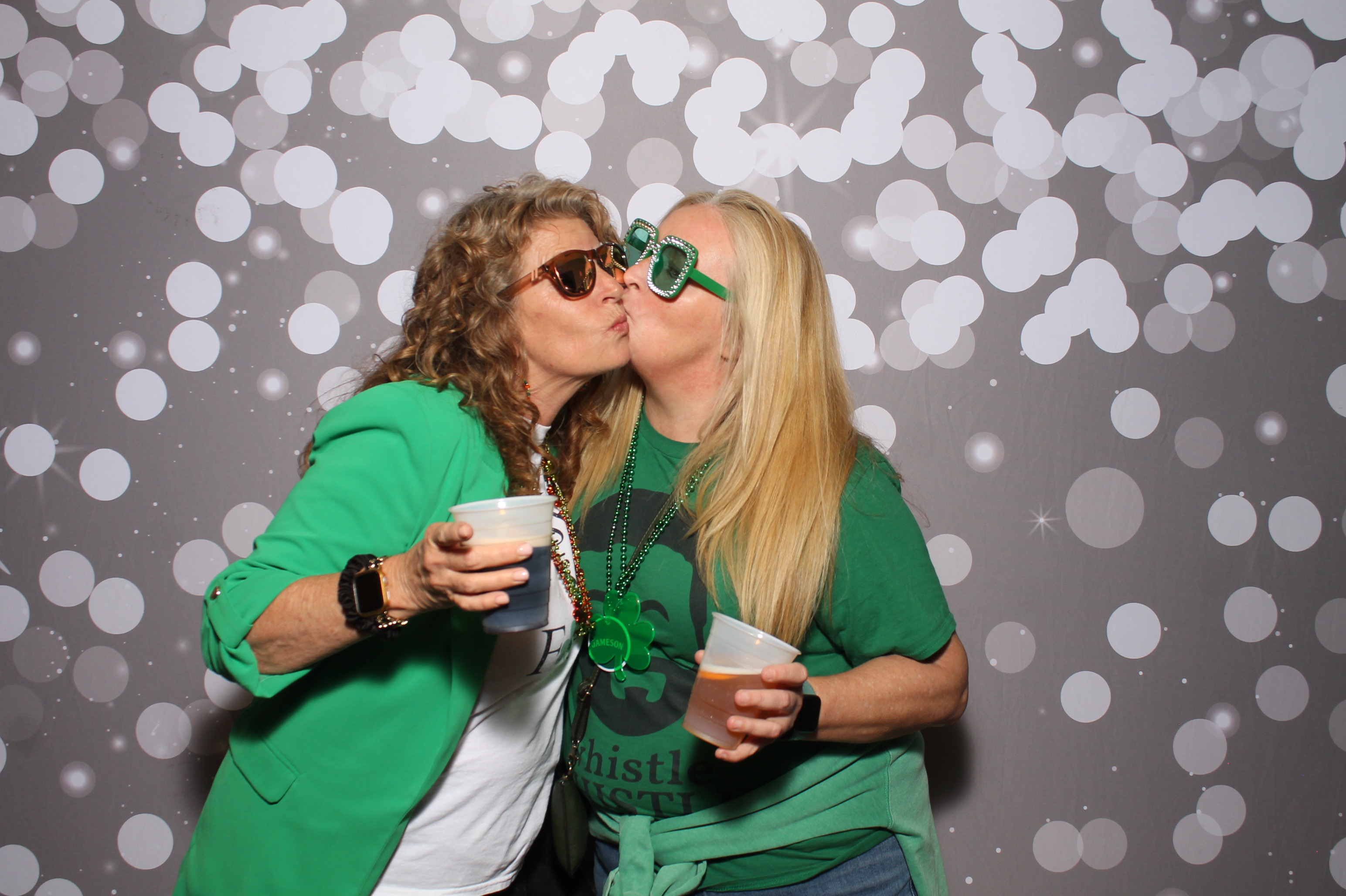 Molly Malone's St. Patricks | View more photos from the event at gallery.photoboothcincy.com/u/PhotoBoothCincy/Molly-Malones-St-Patricks