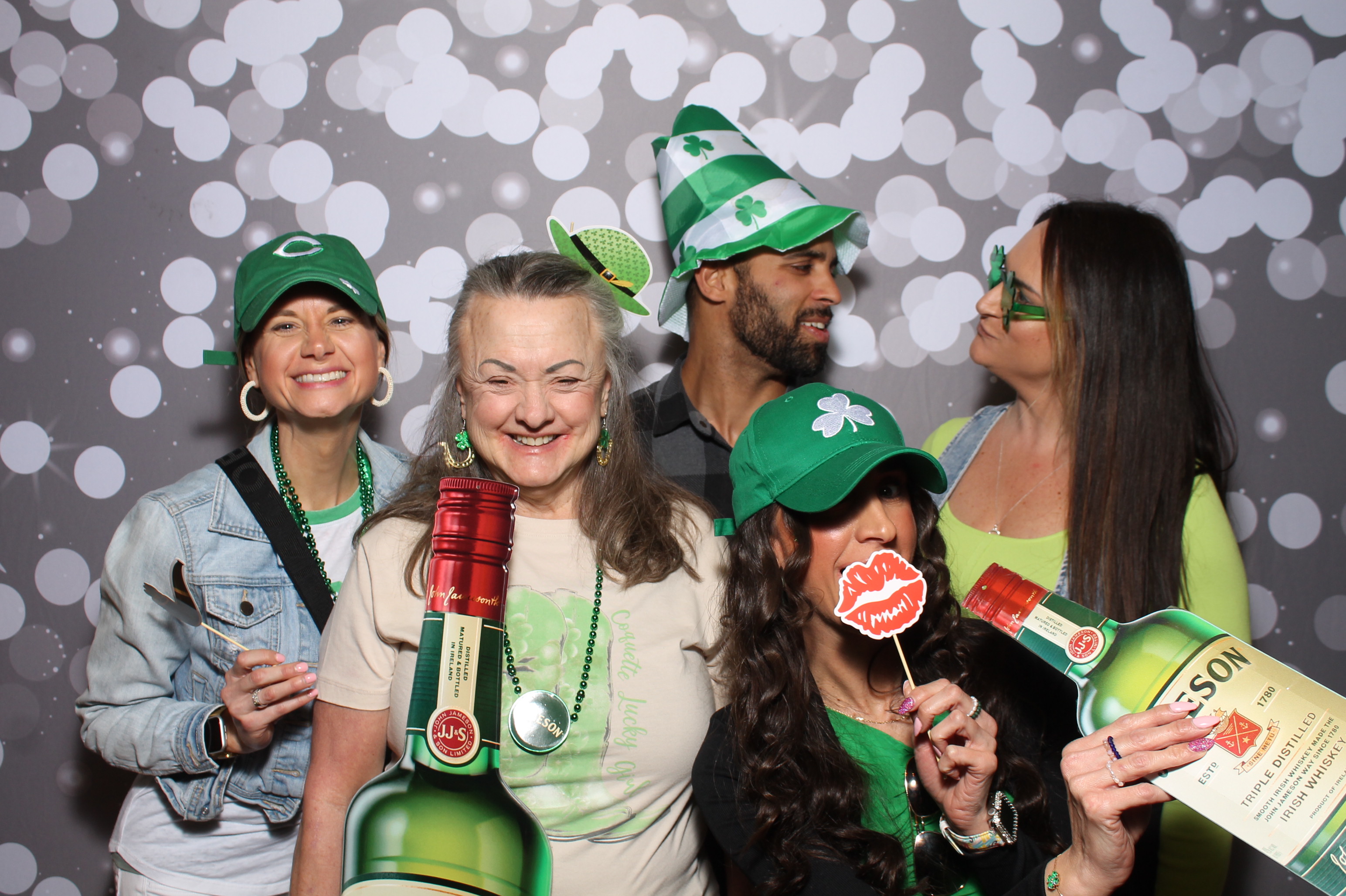 Molly Malone's St. Patricks | View more photos from the event at gallery.photoboothcincy.com/u/PhotoBoothCincy/Molly-Malones-St-Patricks