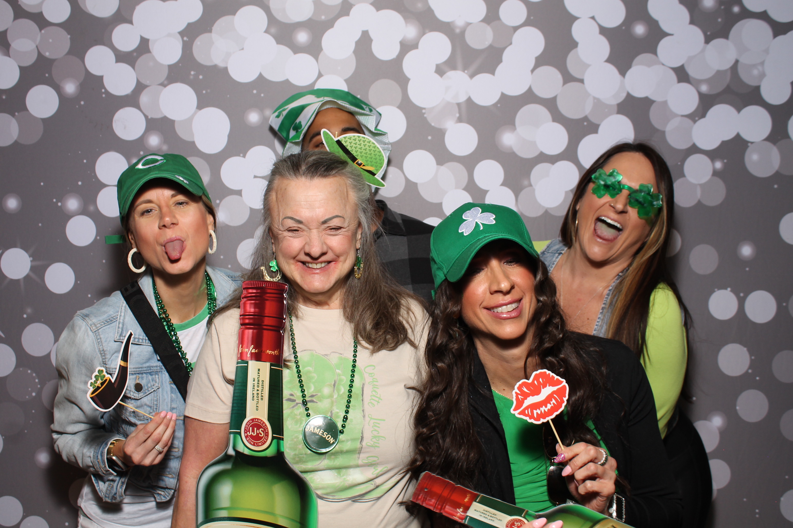 Molly Malone's St. Patricks | View more photos from the event at gallery.photoboothcincy.com/u/PhotoBoothCincy/Molly-Malones-St-Patricks