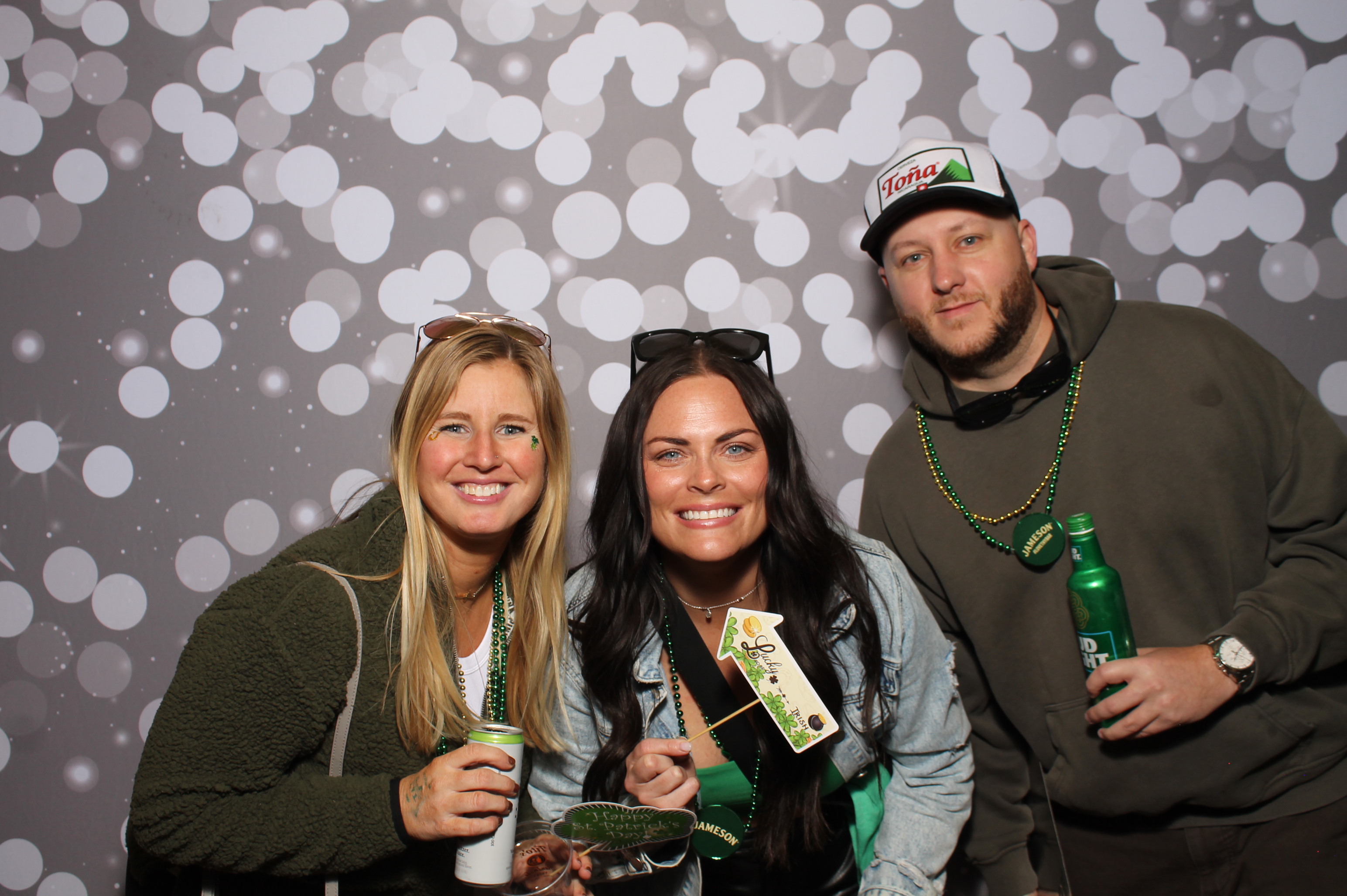 Molly Malone's St. Patricks | View more photos from the event at gallery.photoboothcincy.com/u/PhotoBoothCincy/Molly-Malones-St-Patricks