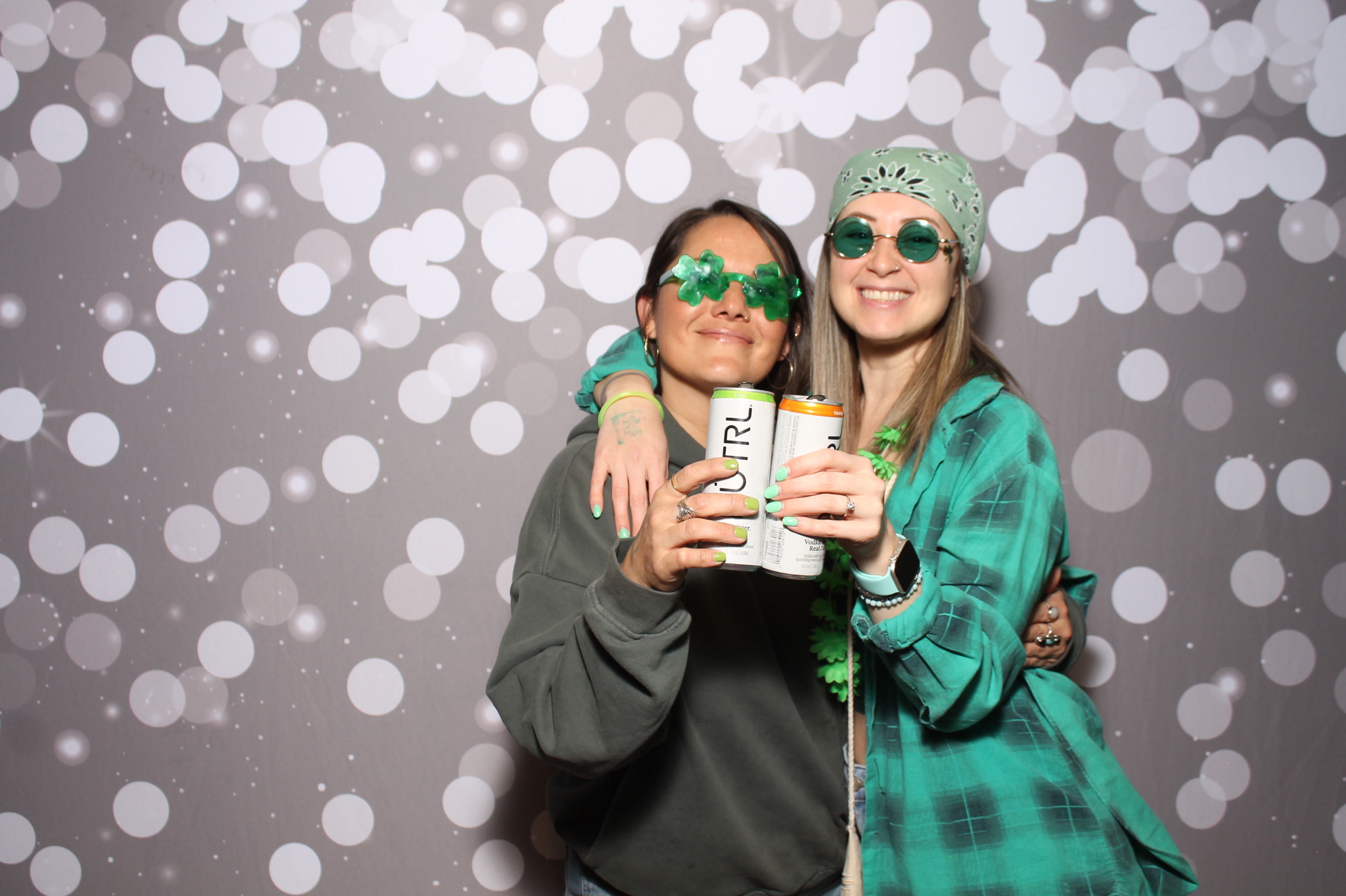 Molly Malone's St. Patricks | View more photos from the event at gallery.photoboothcincy.com/u/PhotoBoothCincy/Molly-Malones-St-Patricks