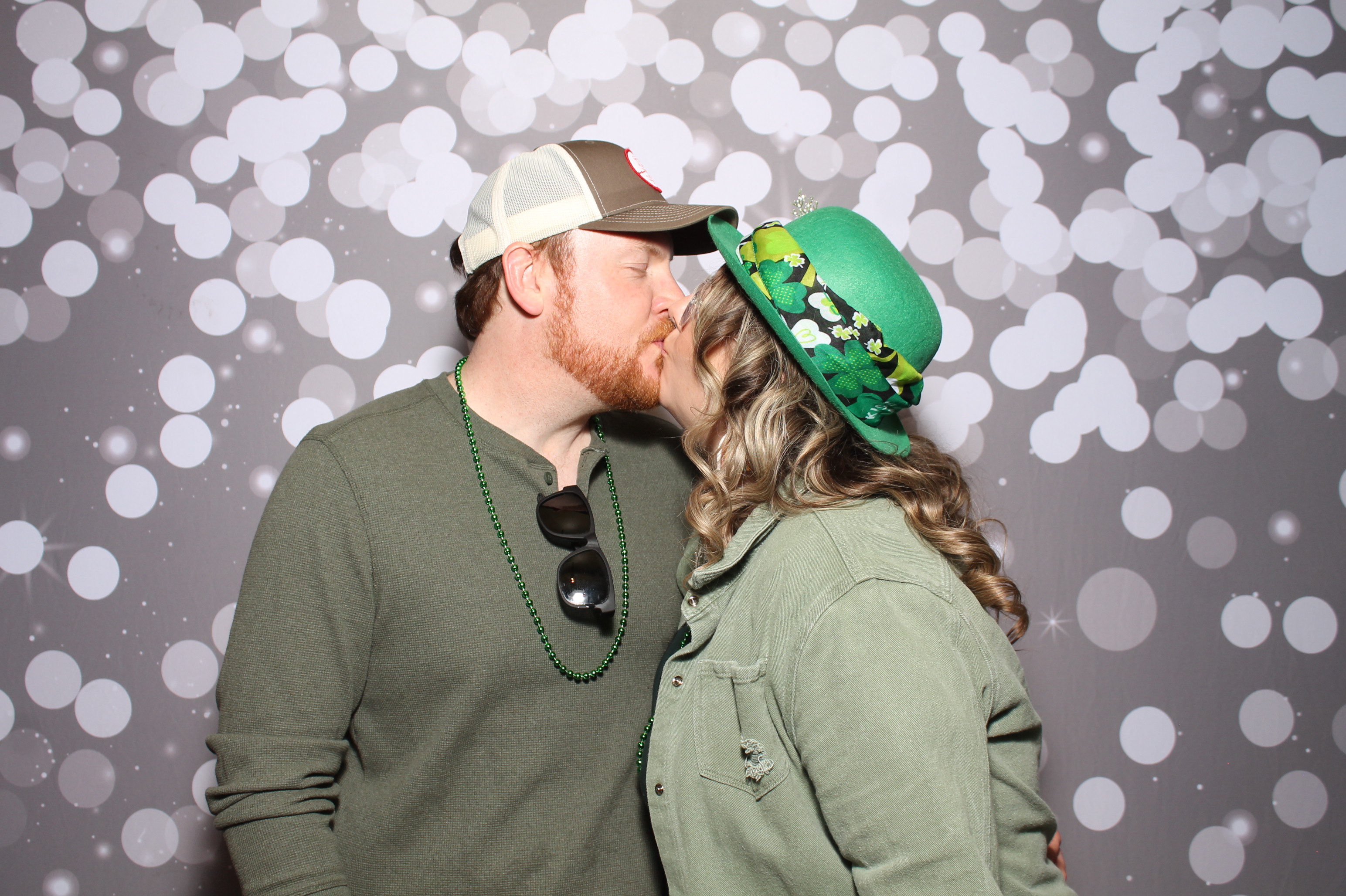 Molly Malone's St. Patricks | View more photos from the event at gallery.photoboothcincy.com/u/PhotoBoothCincy/Molly-Malones-St-Patricks
