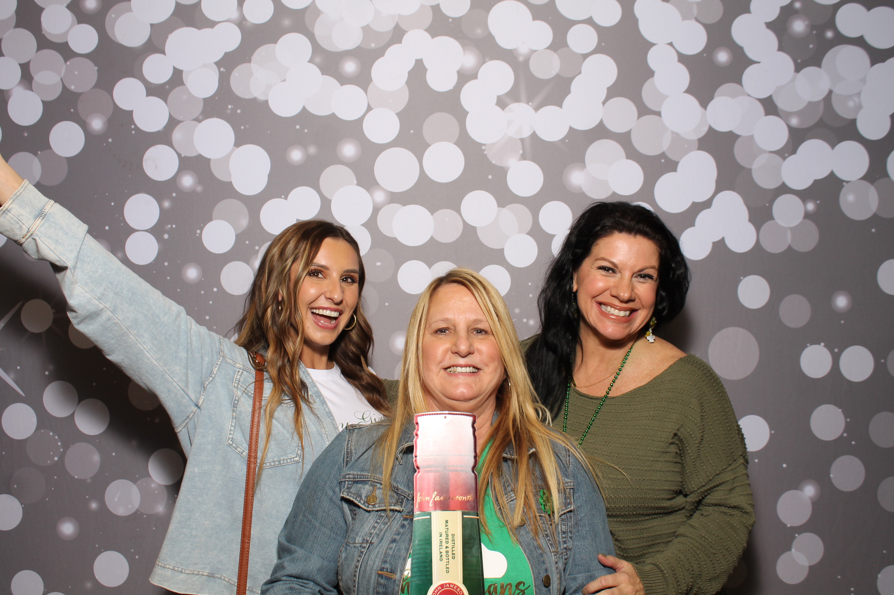 Molly Malone's St. Patricks | View more photos from the event at gallery.photoboothcincy.com/u/PhotoBoothCincy/Molly-Malones-St-Patricks