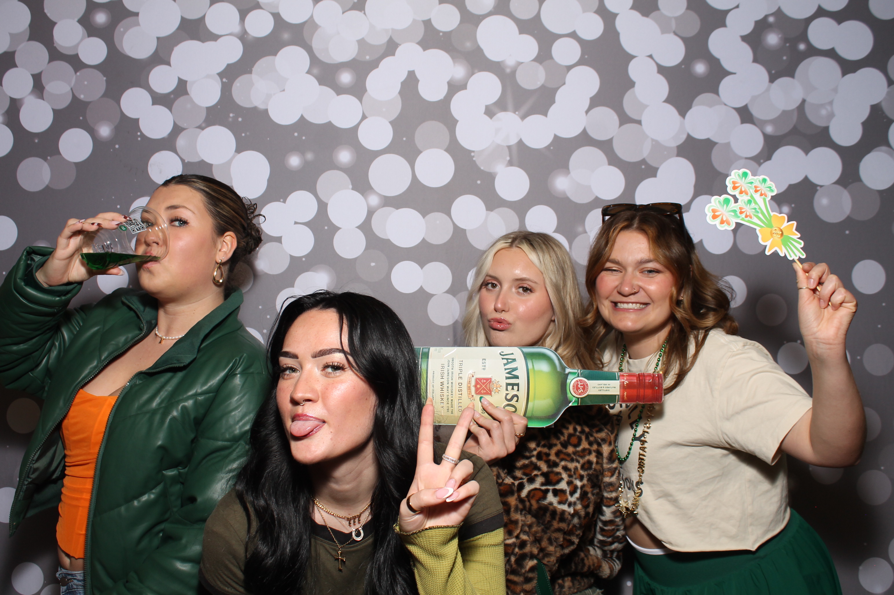 Molly Malone's St. Patricks | View more photos from the event at gallery.photoboothcincy.com/u/PhotoBoothCincy/Molly-Malones-St-Patricks