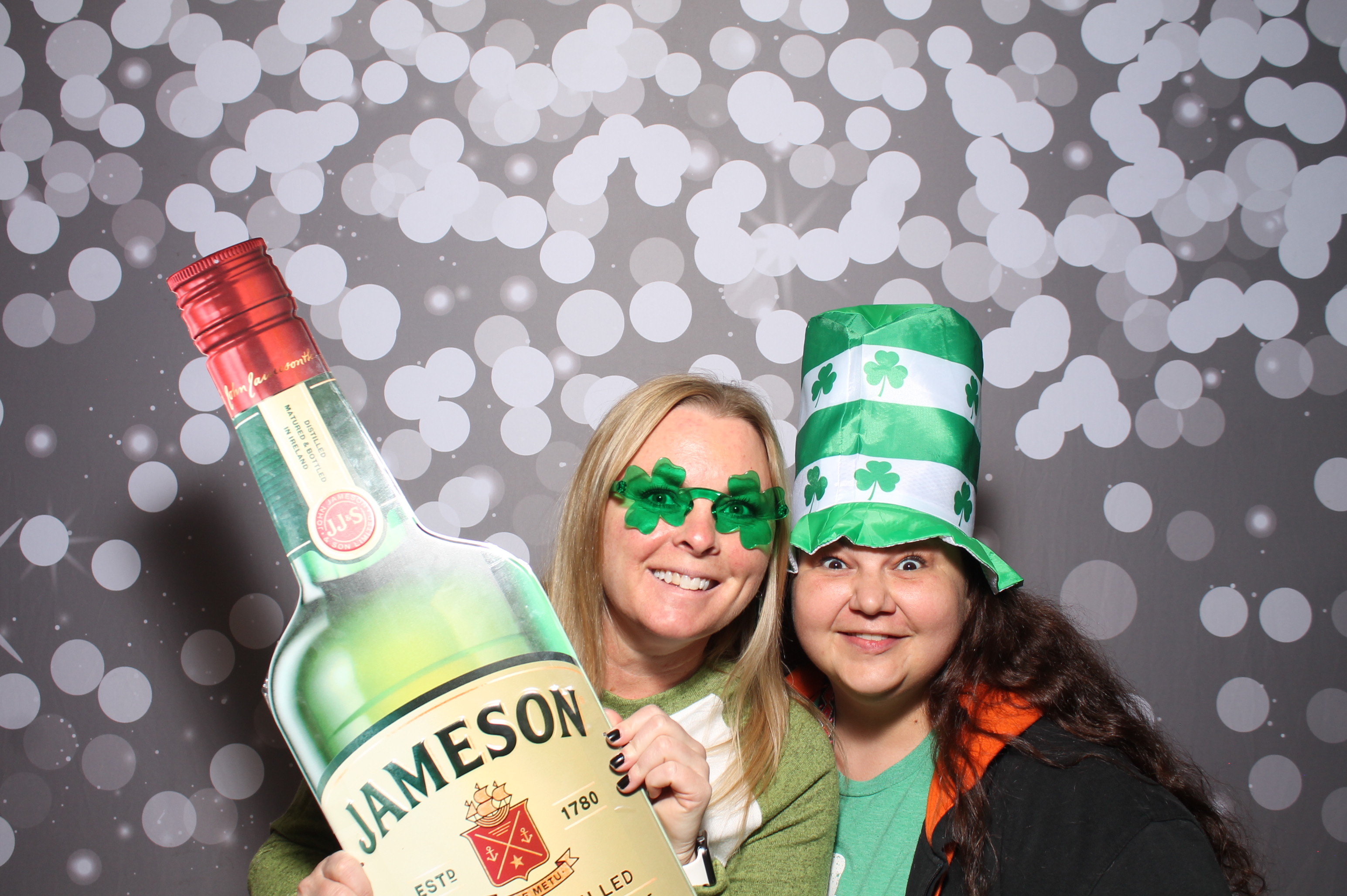 Molly Malone's St. Patricks | View more photos from the event at gallery.photoboothcincy.com/u/PhotoBoothCincy/Molly-Malones-St-Patricks
