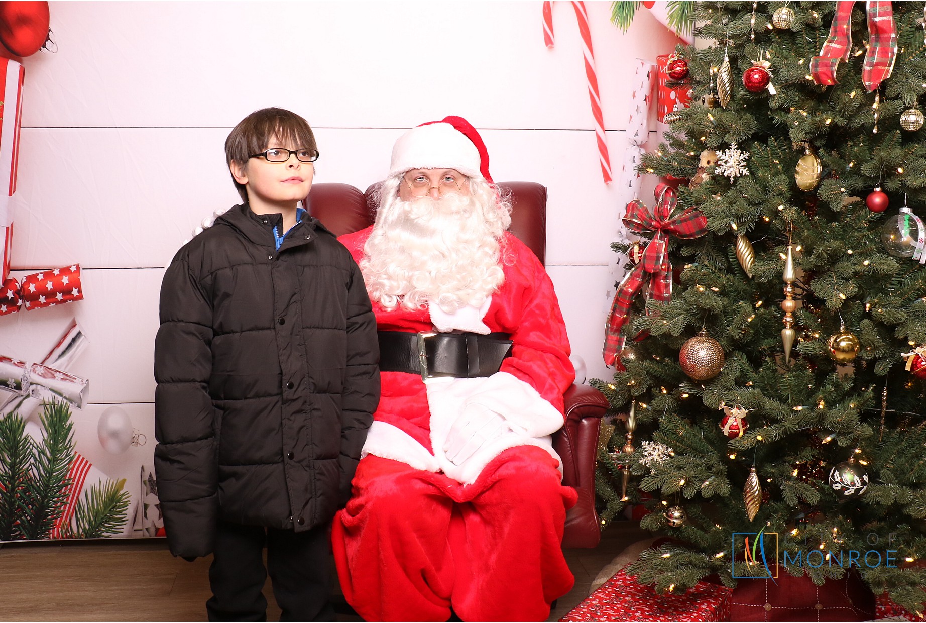 Monroe Tree Lighting | View more photos from the event at gallery.photoboothcincy.com/u/PhotoBoothCincy/Monroe-Tree-Lighting