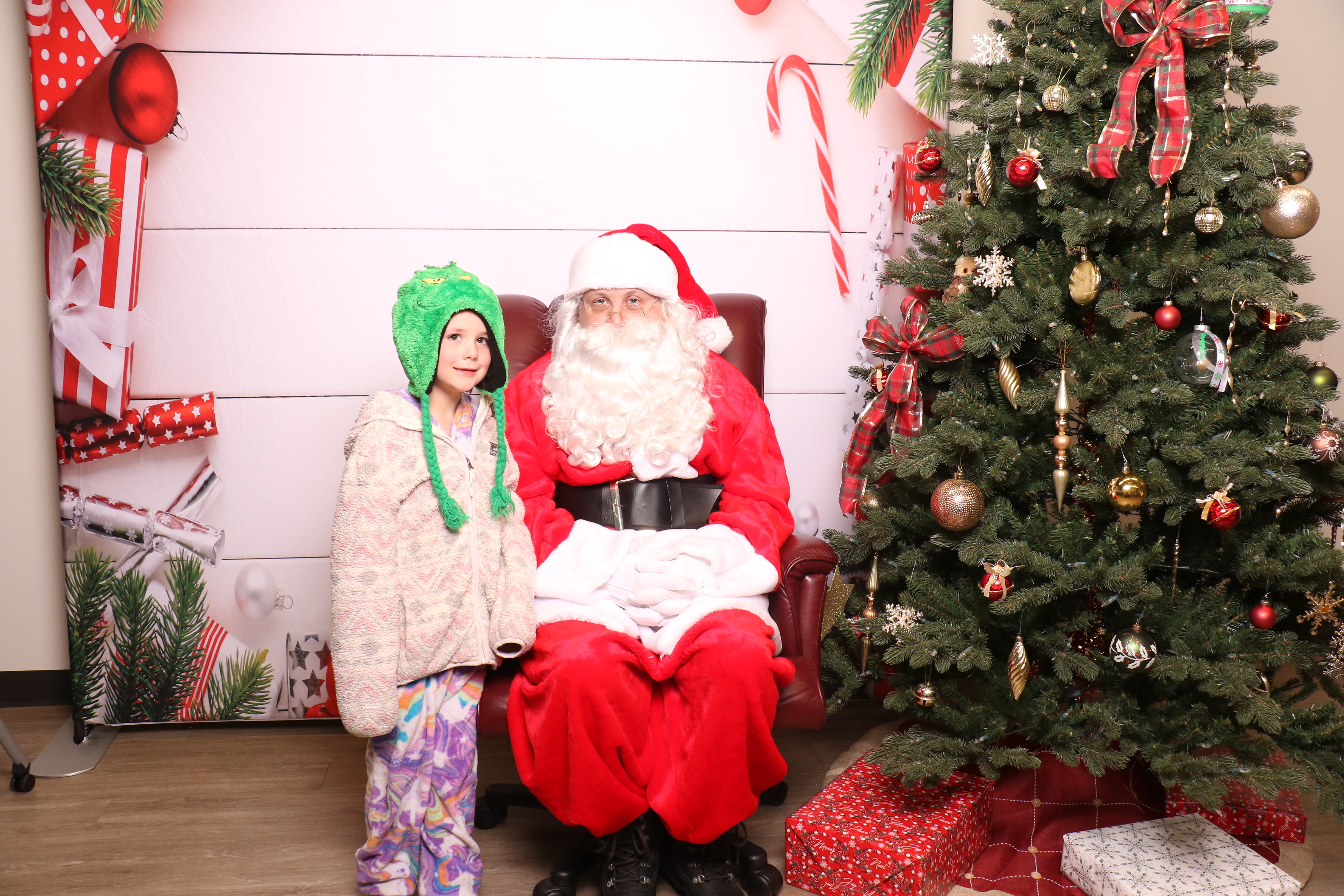 Monroe Tree Lighting | View more photos from the event at gallery.photoboothcincy.com/u/PhotoBoothCincy/Monroe-Tree-Lighting