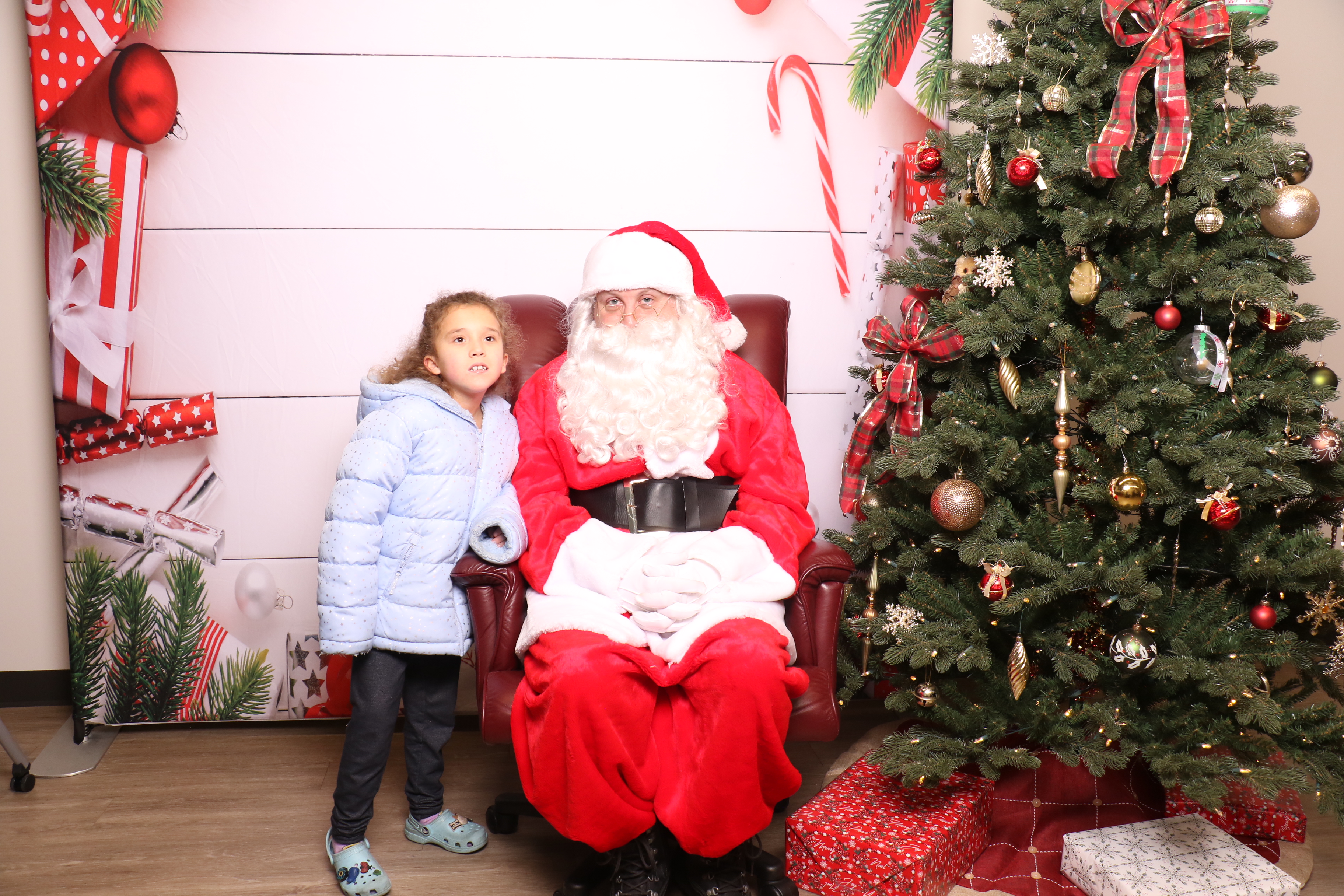 Monroe Tree Lighting | View more photos from the event at gallery.photoboothcincy.com/u/PhotoBoothCincy/Monroe-Tree-Lighting