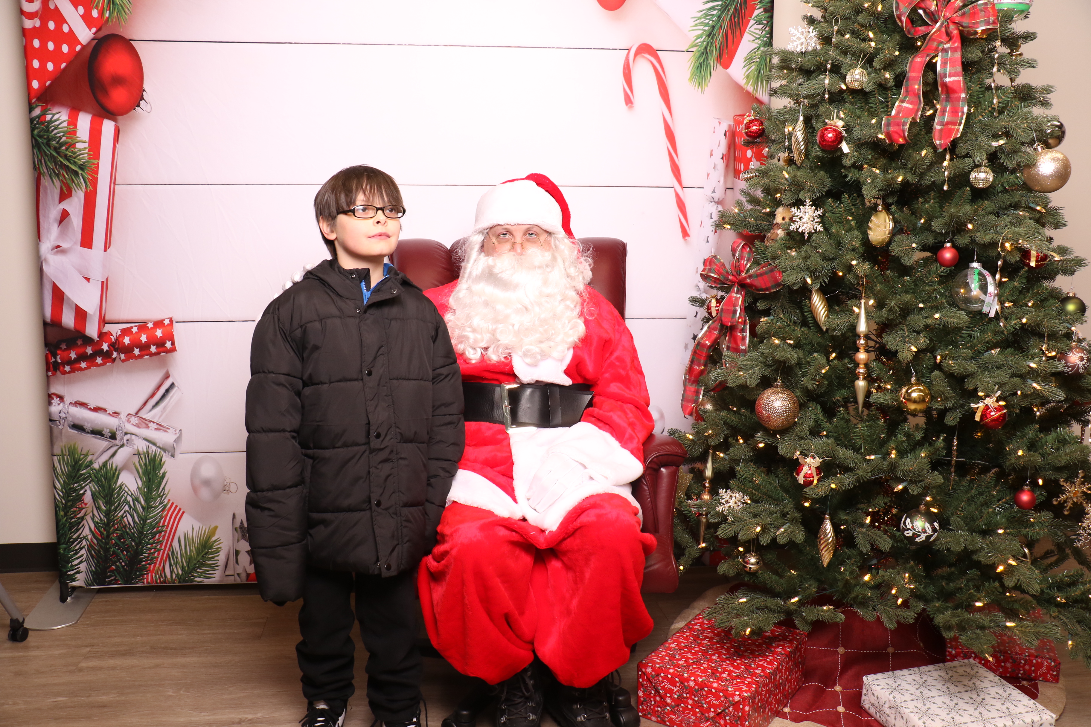 Monroe Tree Lighting | View more photos from the event at gallery.photoboothcincy.com/u/PhotoBoothCincy/Monroe-Tree-Lighting