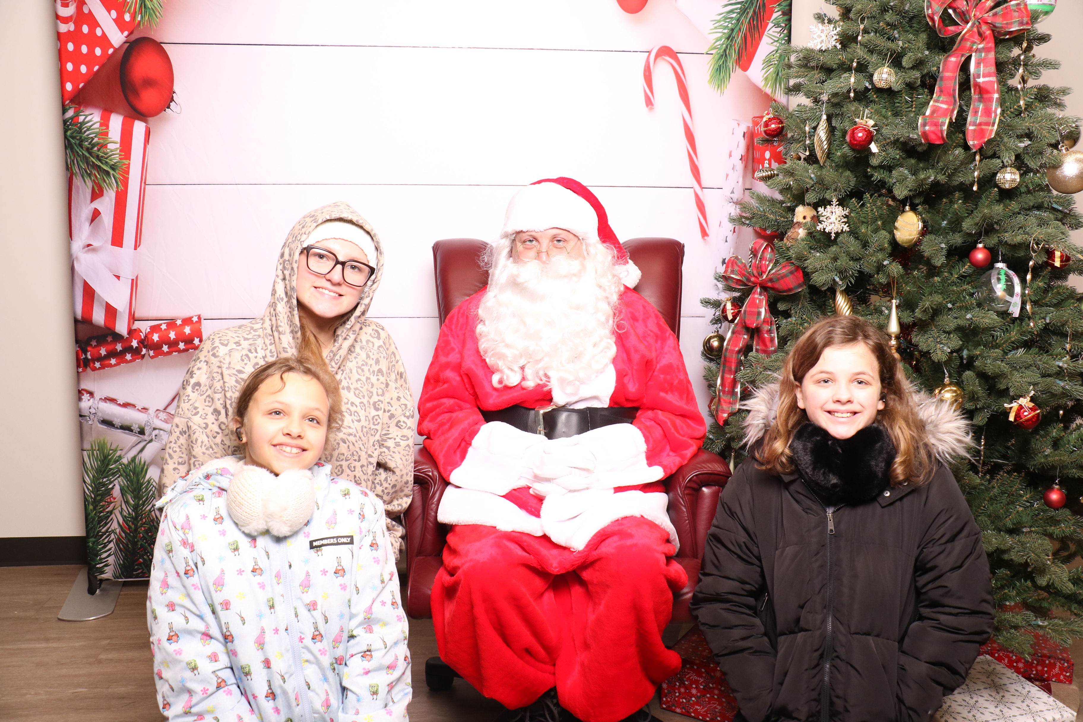 Monroe Tree Lighting | View more photos from the event at gallery.photoboothcincy.com/u/PhotoBoothCincy/Monroe-Tree-Lighting