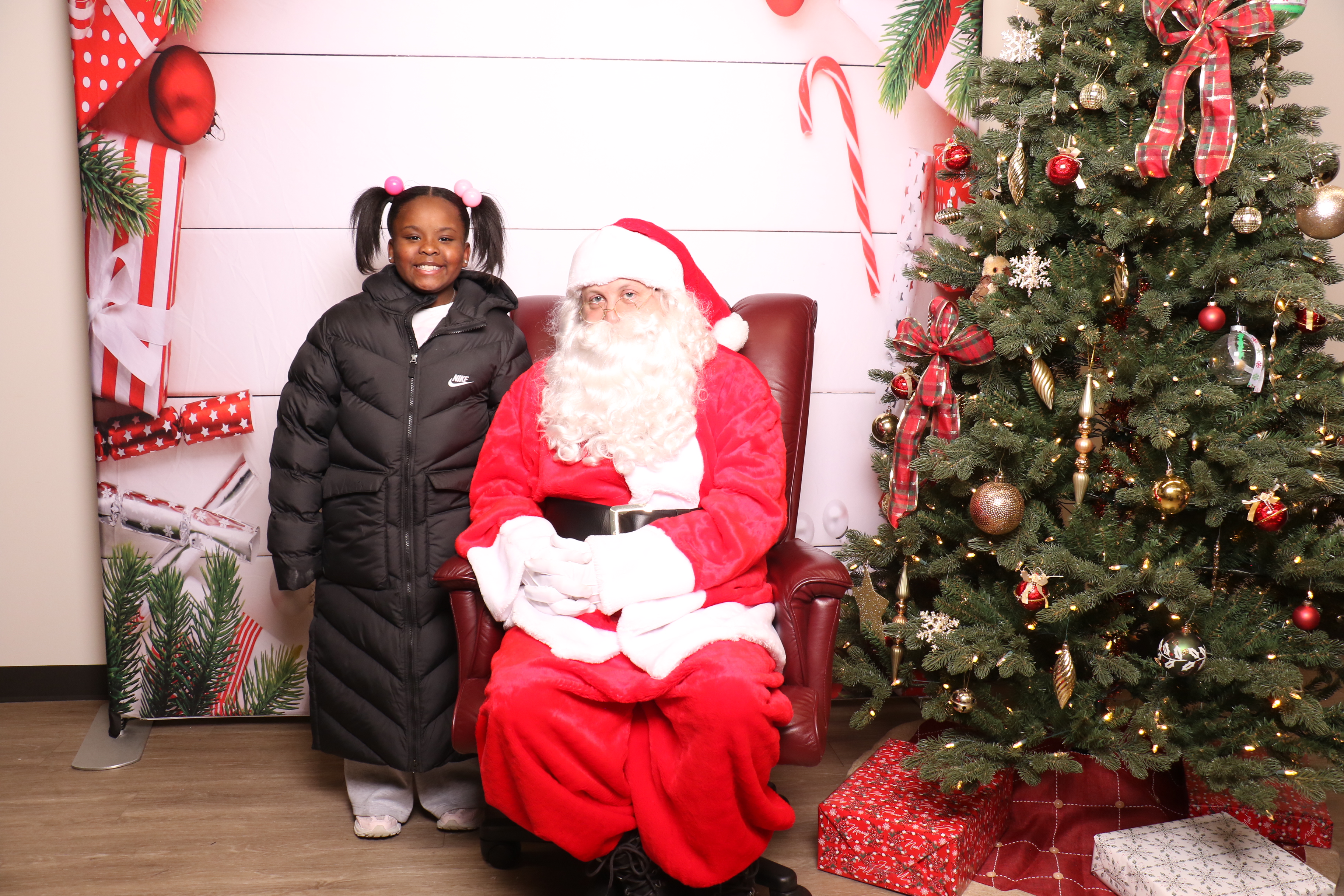 Monroe Tree Lighting | View more photos from the event at gallery.photoboothcincy.com/u/PhotoBoothCincy/Monroe-Tree-Lighting