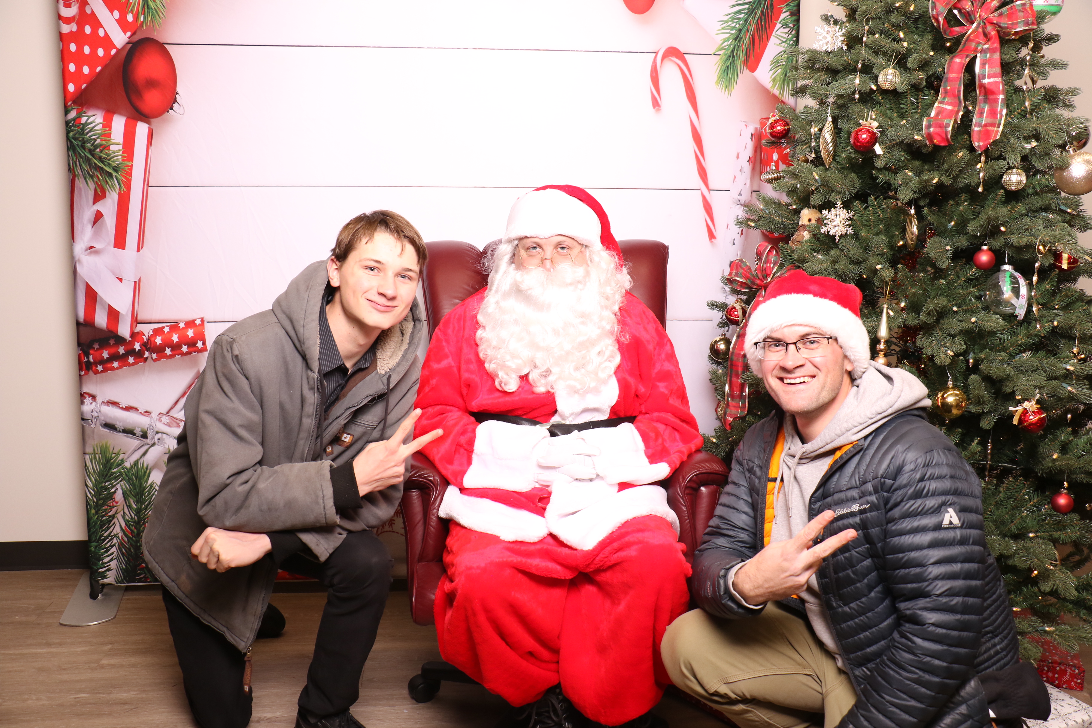 Monroe Tree Lighting | View more photos from the event at gallery.photoboothcincy.com/u/PhotoBoothCincy/Monroe-Tree-Lighting