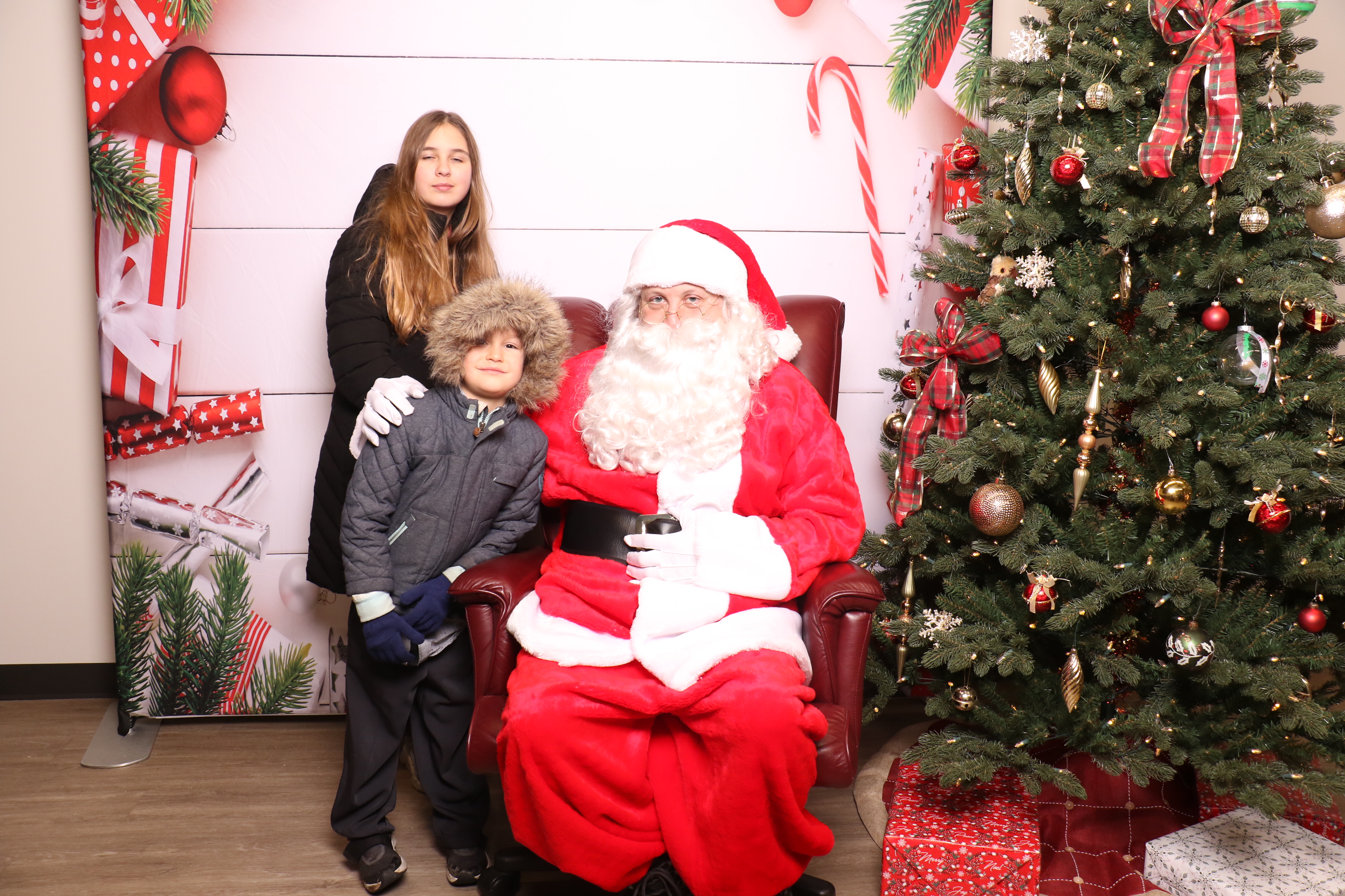 Monroe Tree Lighting | View more photos from the event at gallery.photoboothcincy.com/u/PhotoBoothCincy/Monroe-Tree-Lighting