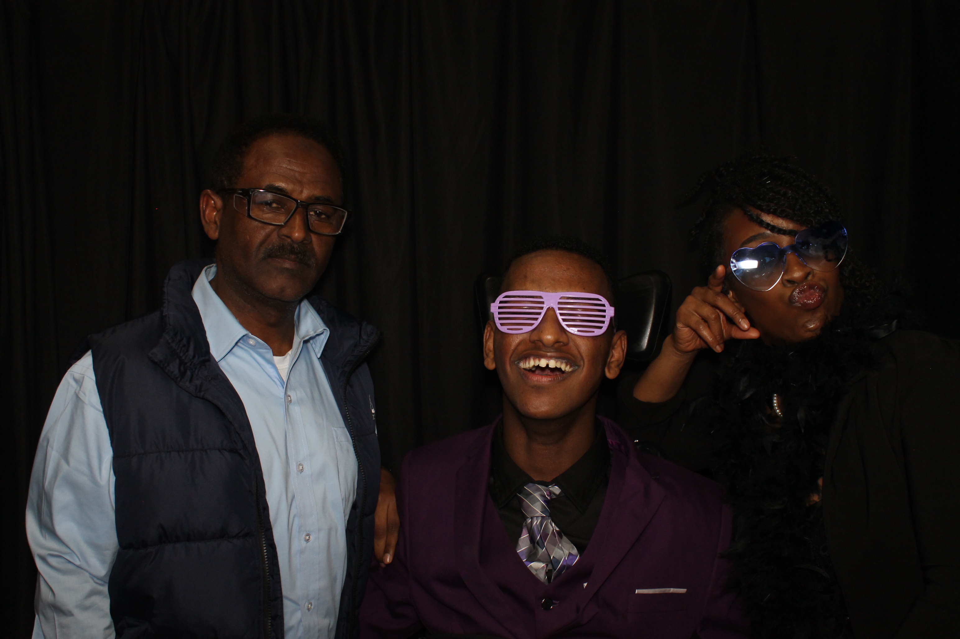 Montgomery County Prom | View more photos from the event at gallery.photoboothcincy.com/u/PhotoBoothCincy/Montgomery-County-Prom