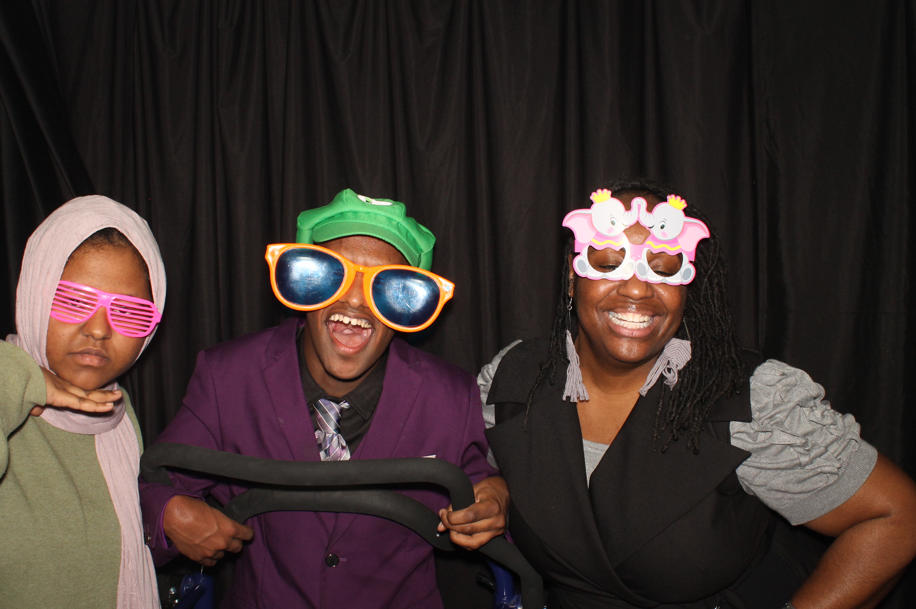 Montgomery County Prom | View more photos from the event at gallery.photoboothcincy.com/u/PhotoBoothCincy/Montgomery-County-Prom