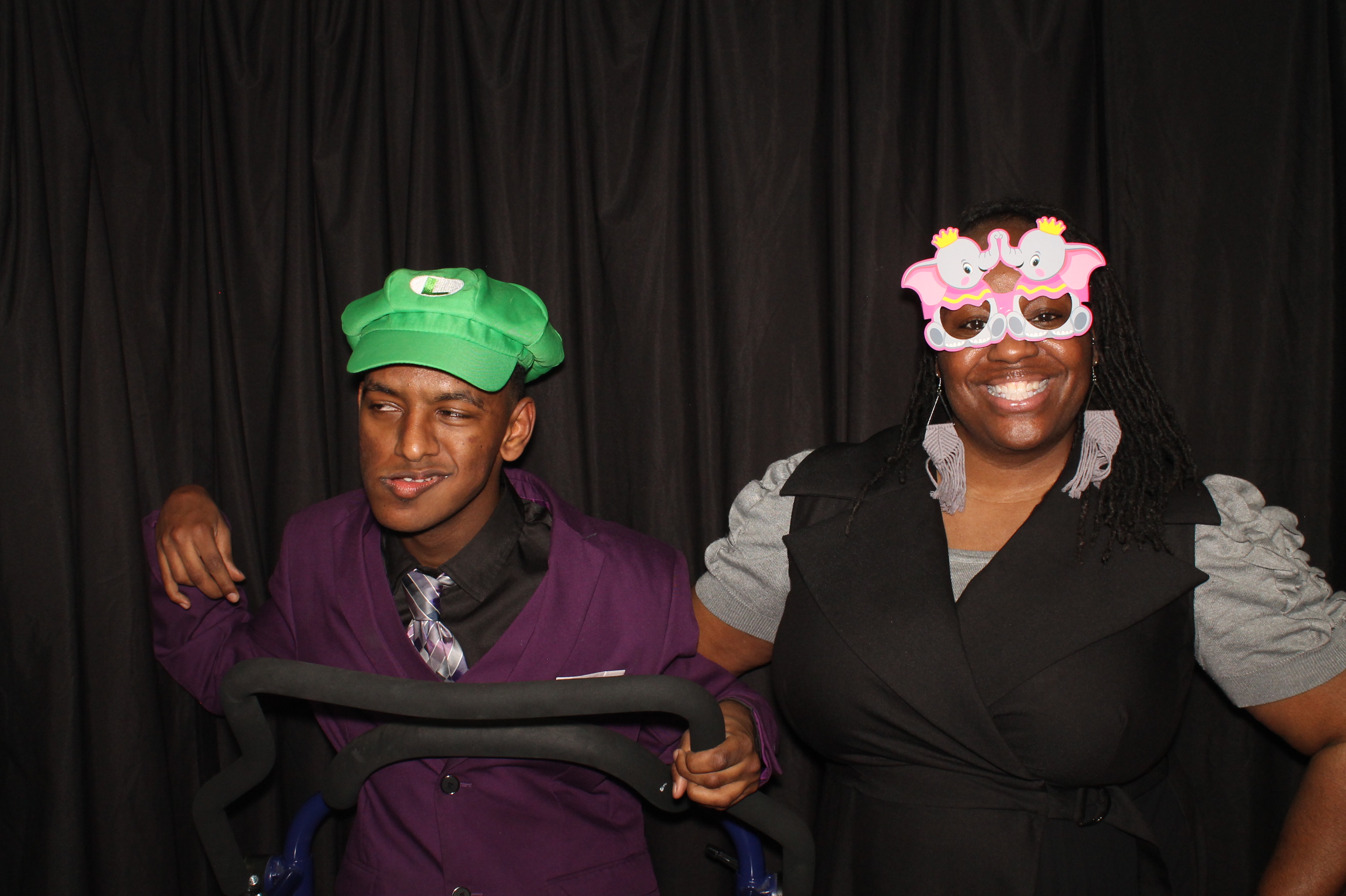 Montgomery County Prom | View more photos from the event at gallery.photoboothcincy.com/u/PhotoBoothCincy/Montgomery-County-Prom
