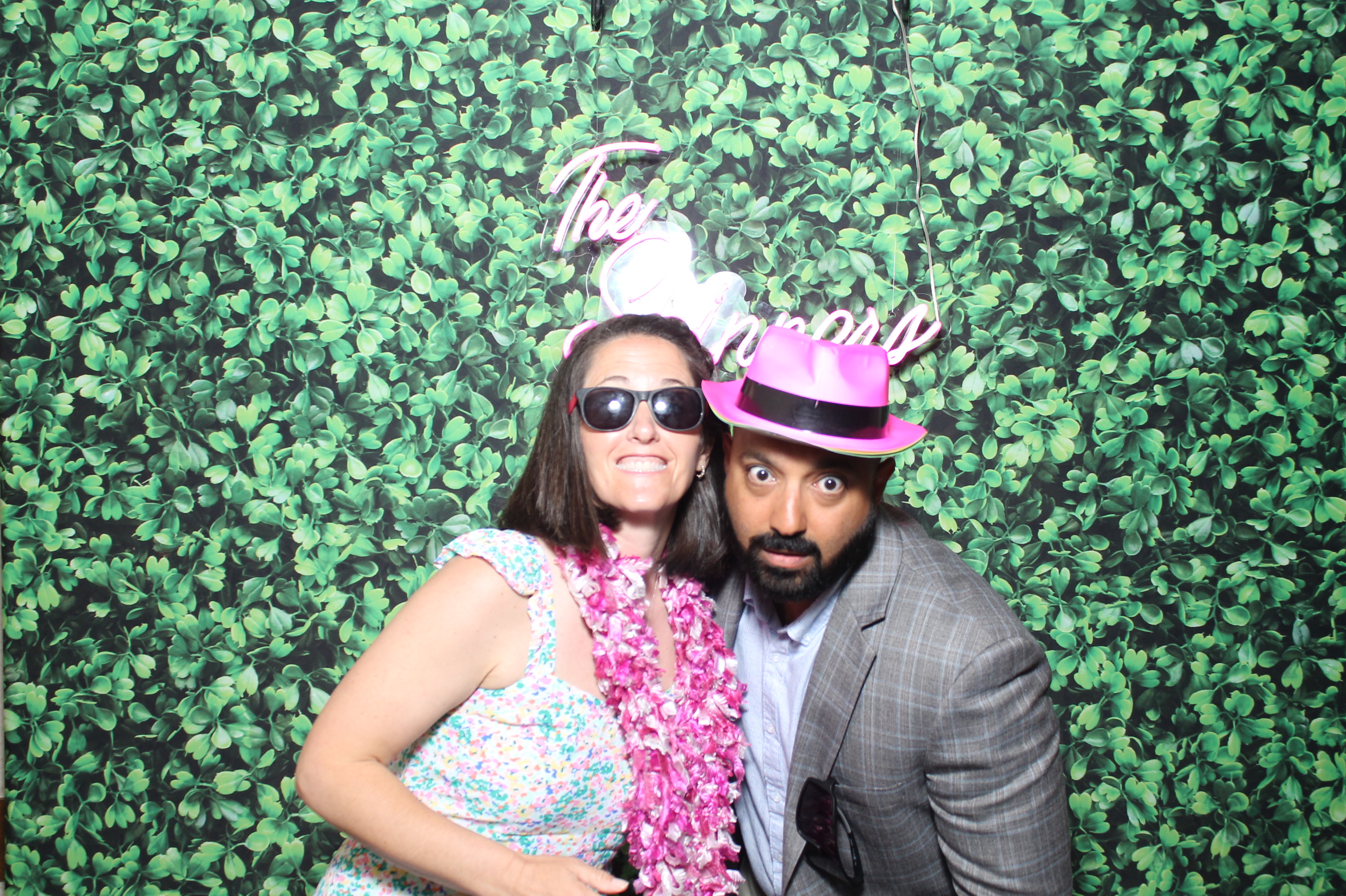 Mr. & Mrs Skinner | View more photos from the event at gallery.photoboothcincy.com/u/PhotoBoothCincy/Mr-Mrs-Skinner