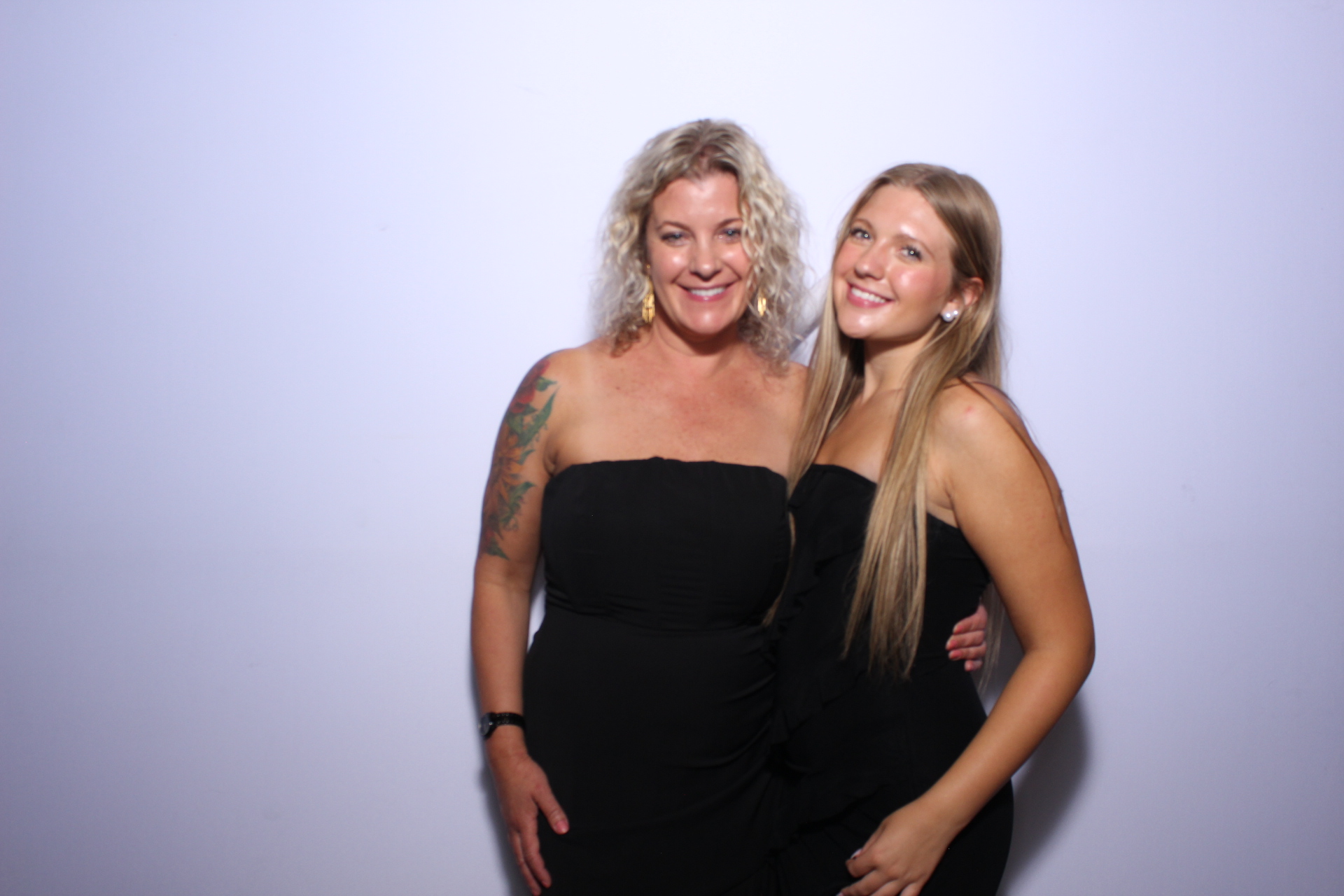 N&D | View more photos from the event at gallery.photoboothcincy.com/u/PhotoBoothCincy/ND