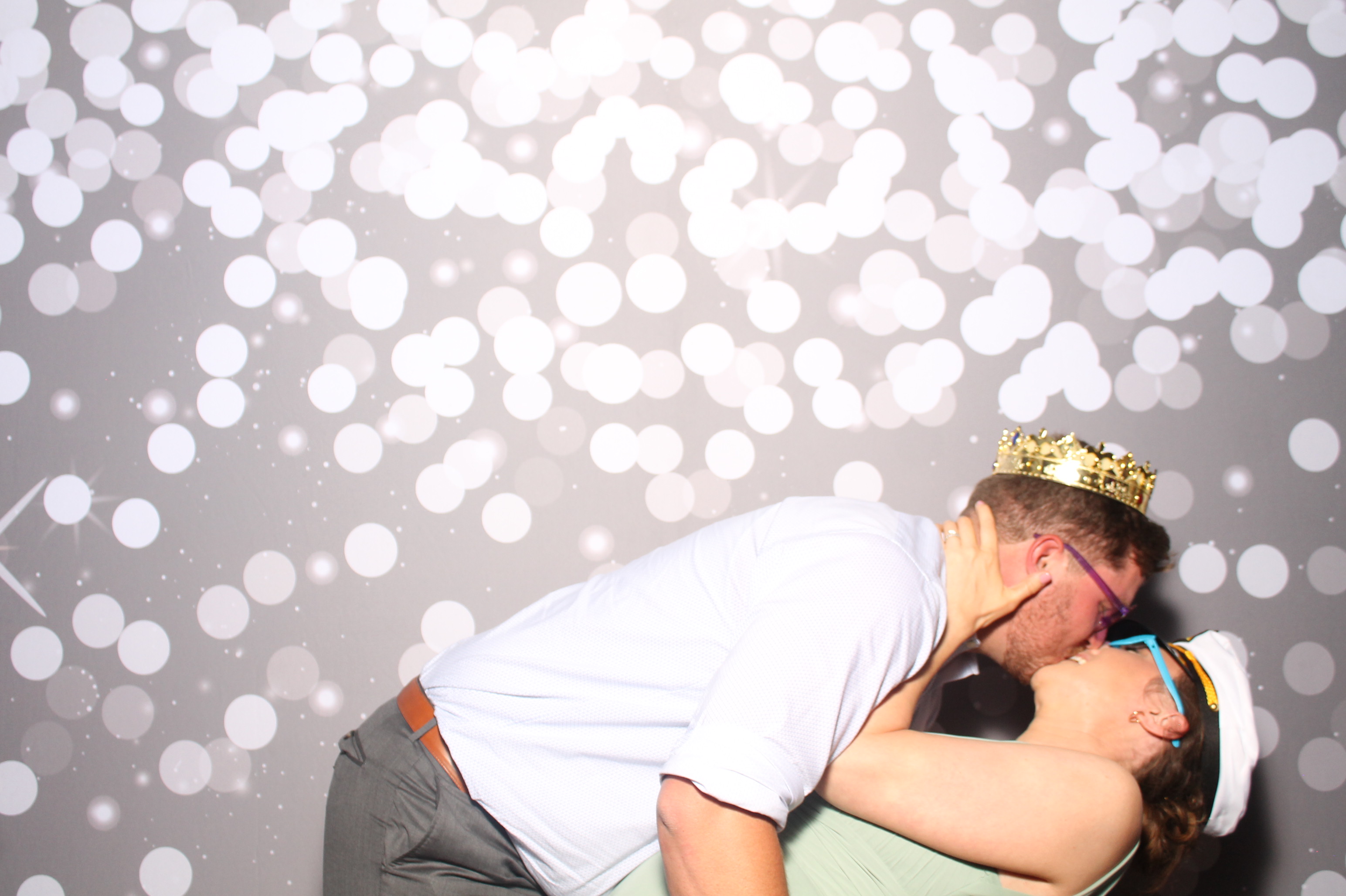 Natalie & Sam | View more photos from the event at gallery.photoboothcincy.com/u/PhotoBoothCincy/Natalie-Sam