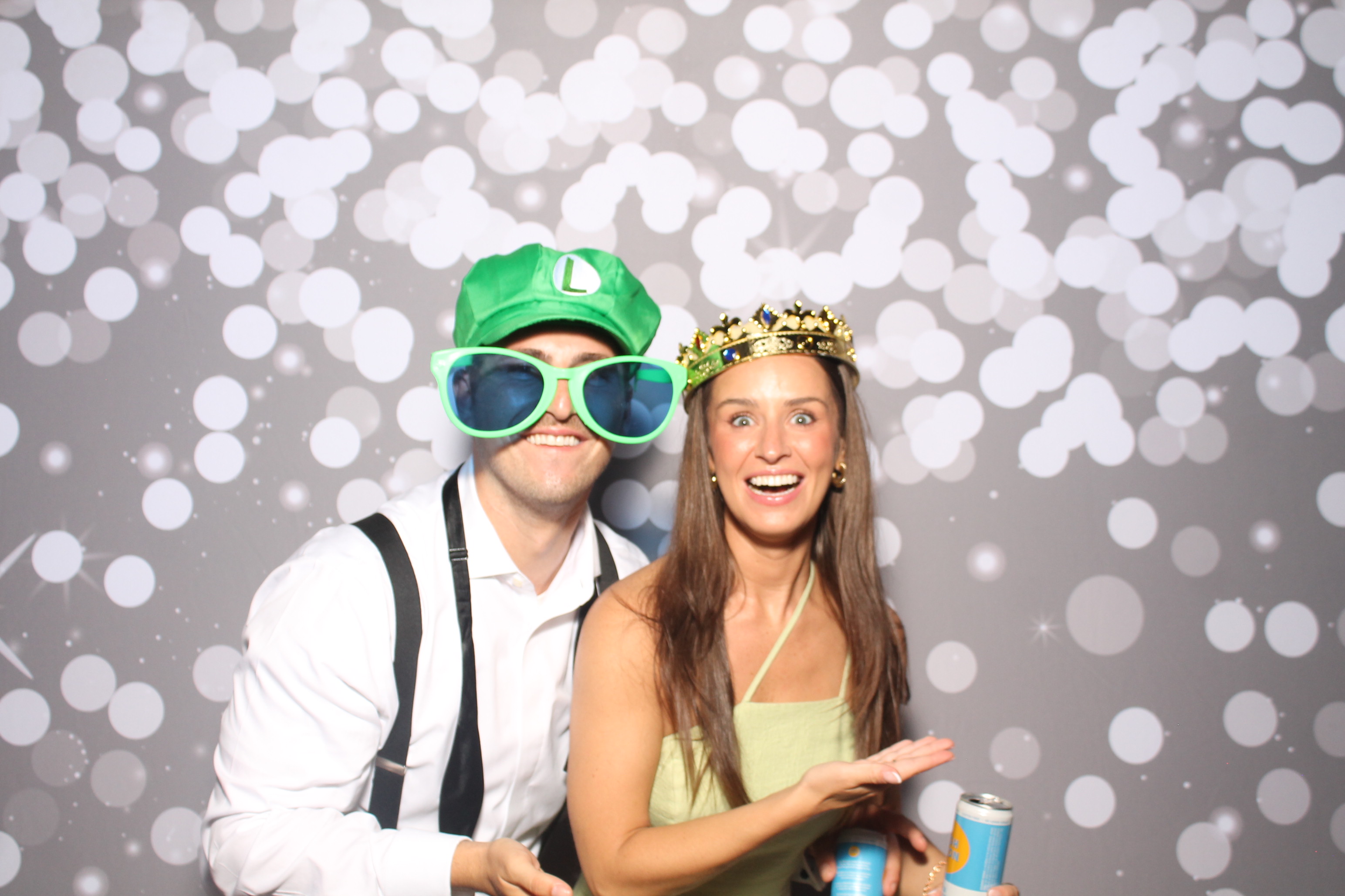 Natalie & Sam | View more photos from the event at gallery.photoboothcincy.com/u/PhotoBoothCincy/Natalie-Sam