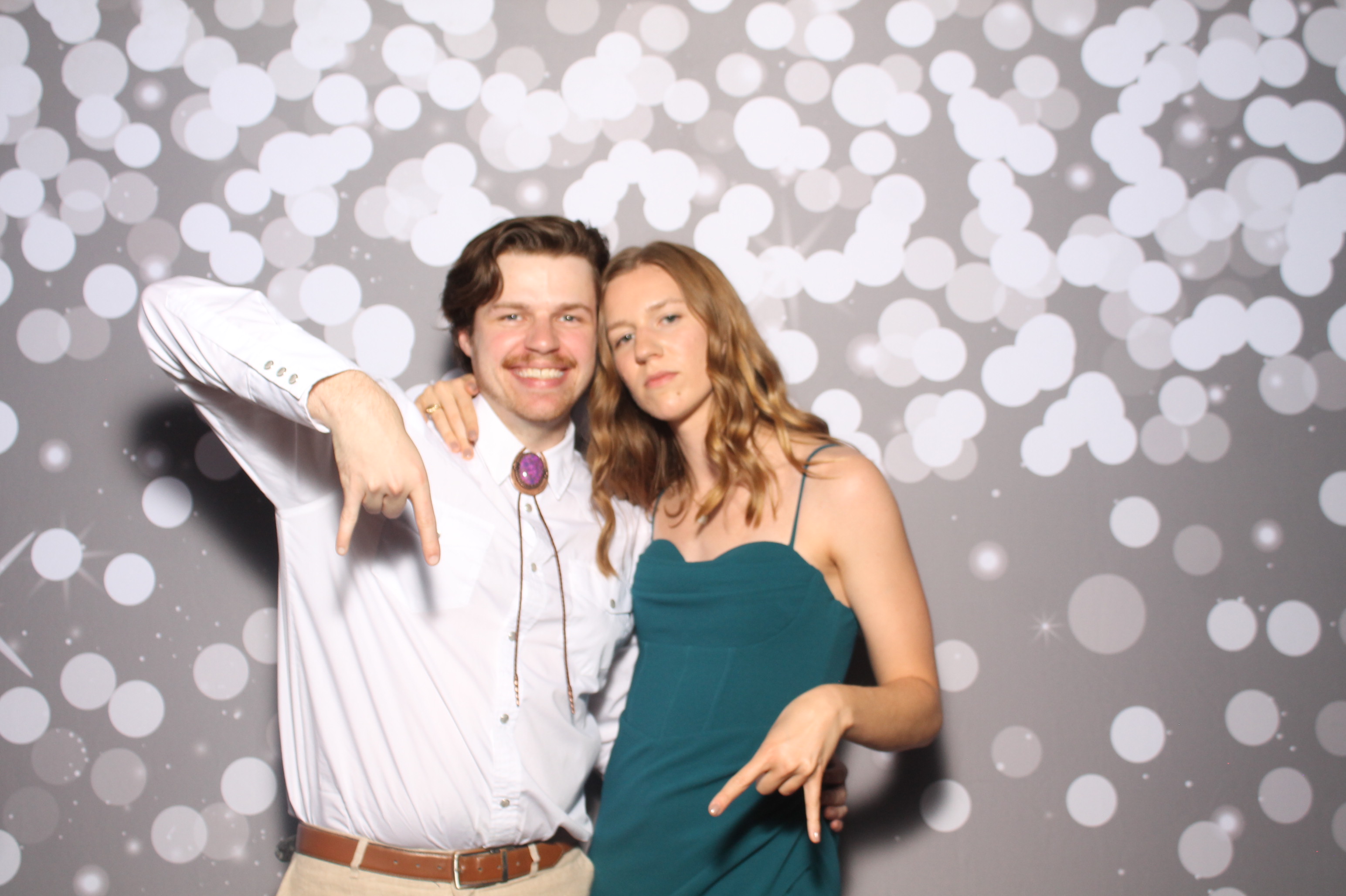 Natalie & Sam | View more photos from the event at gallery.photoboothcincy.com/u/PhotoBoothCincy/Natalie-Sam