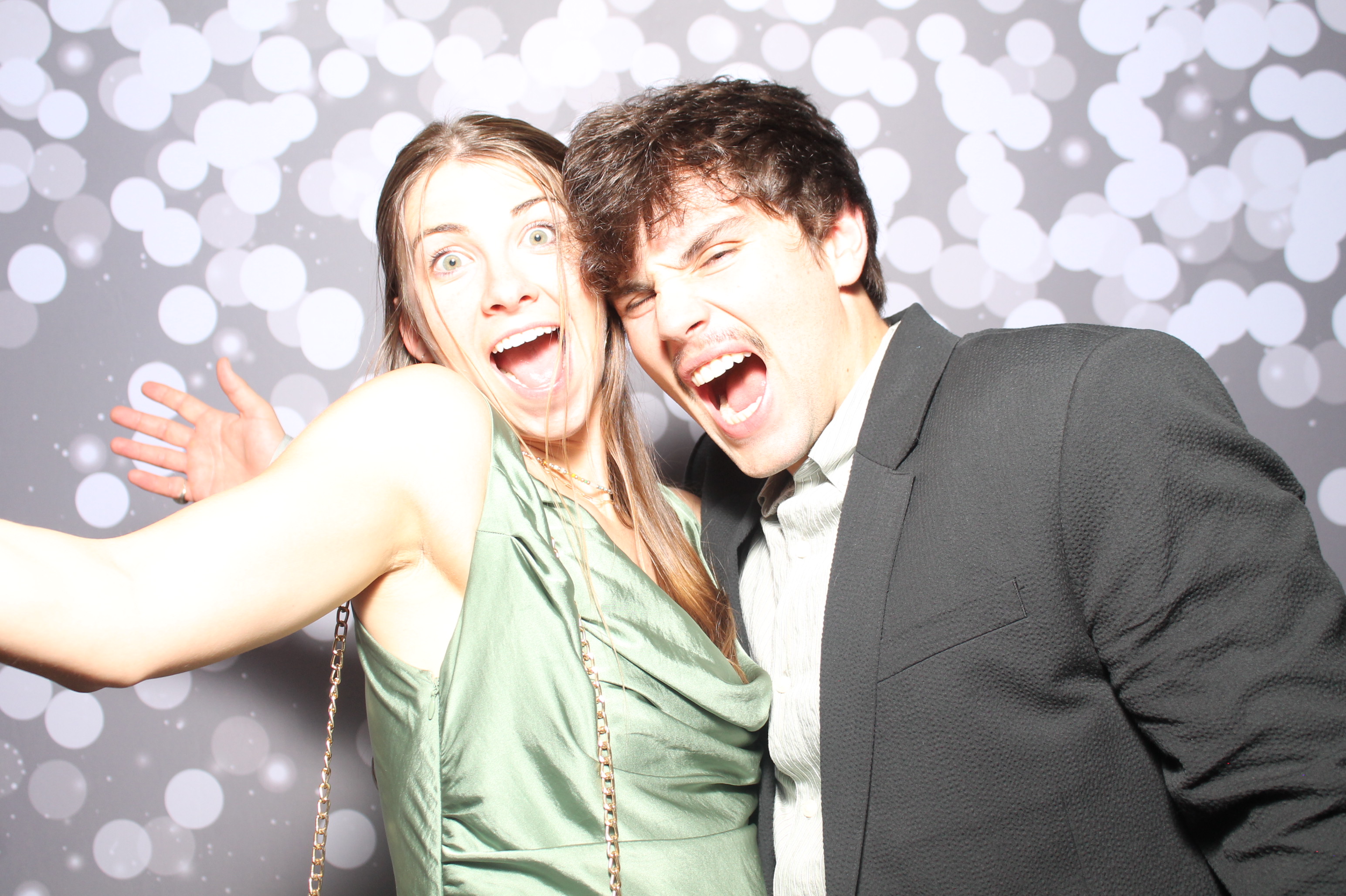 Natalie & Sam | View more photos from the event at gallery.photoboothcincy.com/u/PhotoBoothCincy/Natalie-Sam