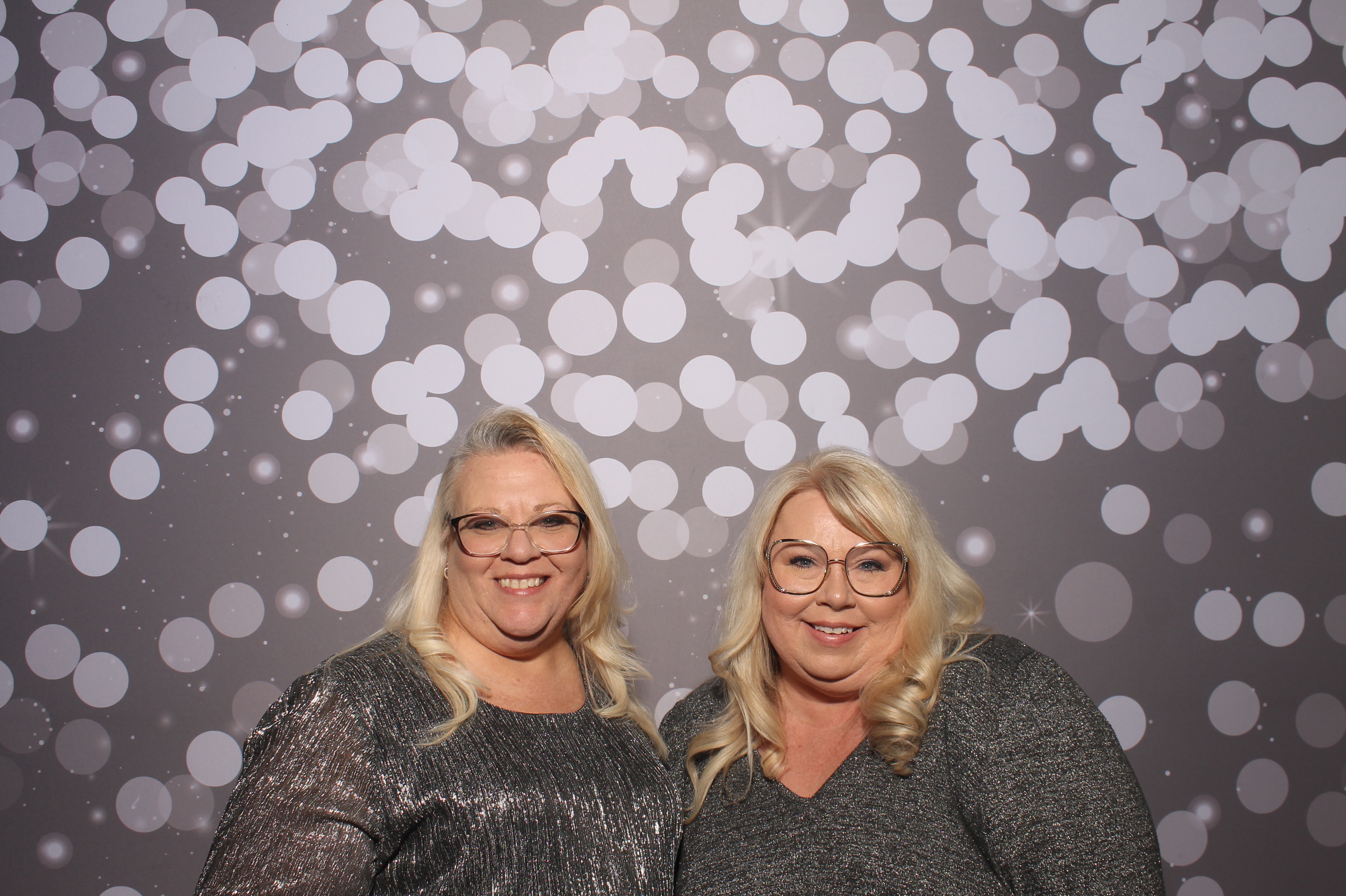 Necco Cincinnati | View more photos from the event at gallery.photoboothcincy.com/u/PhotoBoothCincy/Necco-Cincinnati