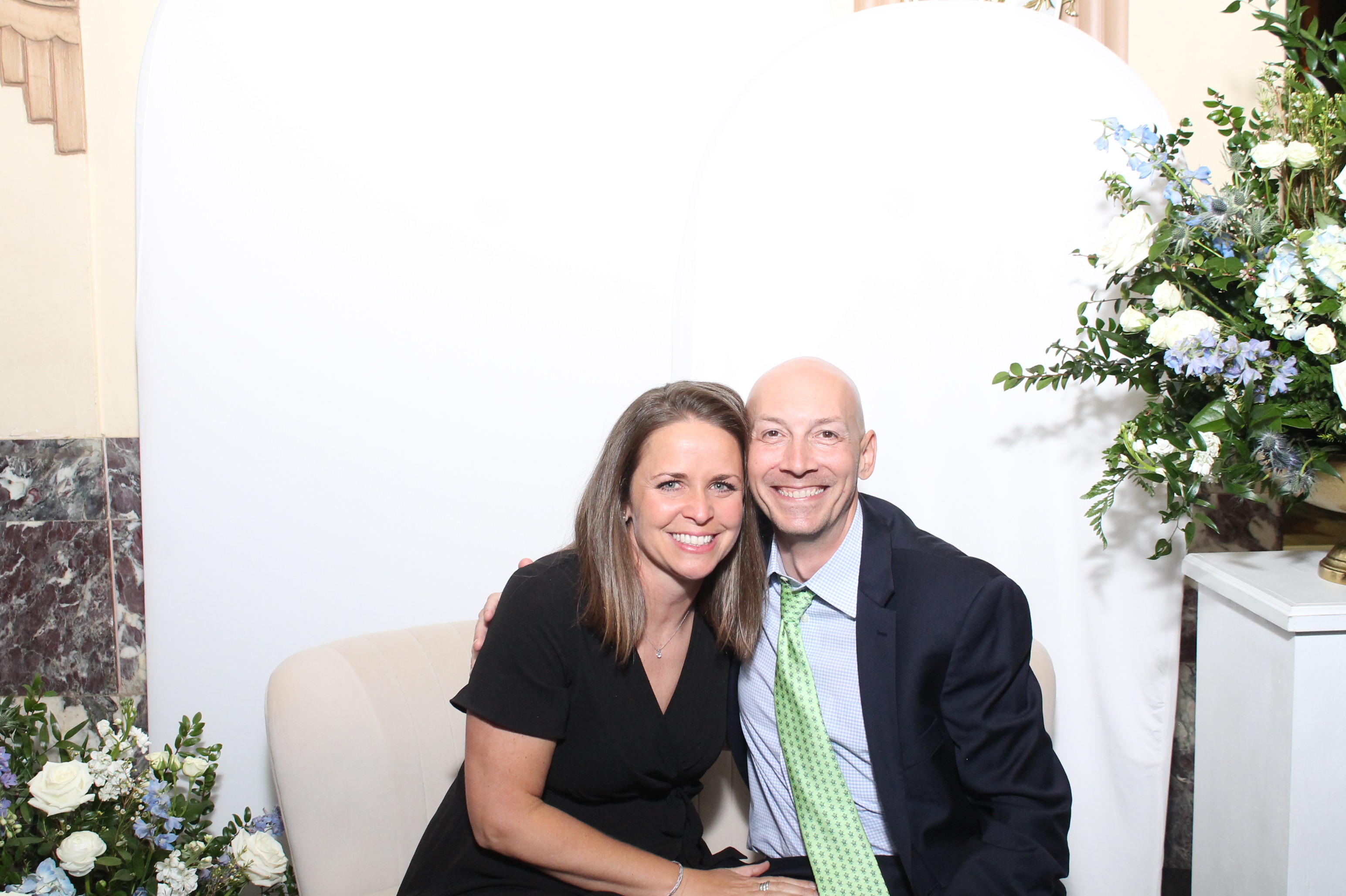 Nick & Sarah | View more photos from the event at gallery.photoboothcincy.com/u/PhotoBoothCincy/Nick-Sarah