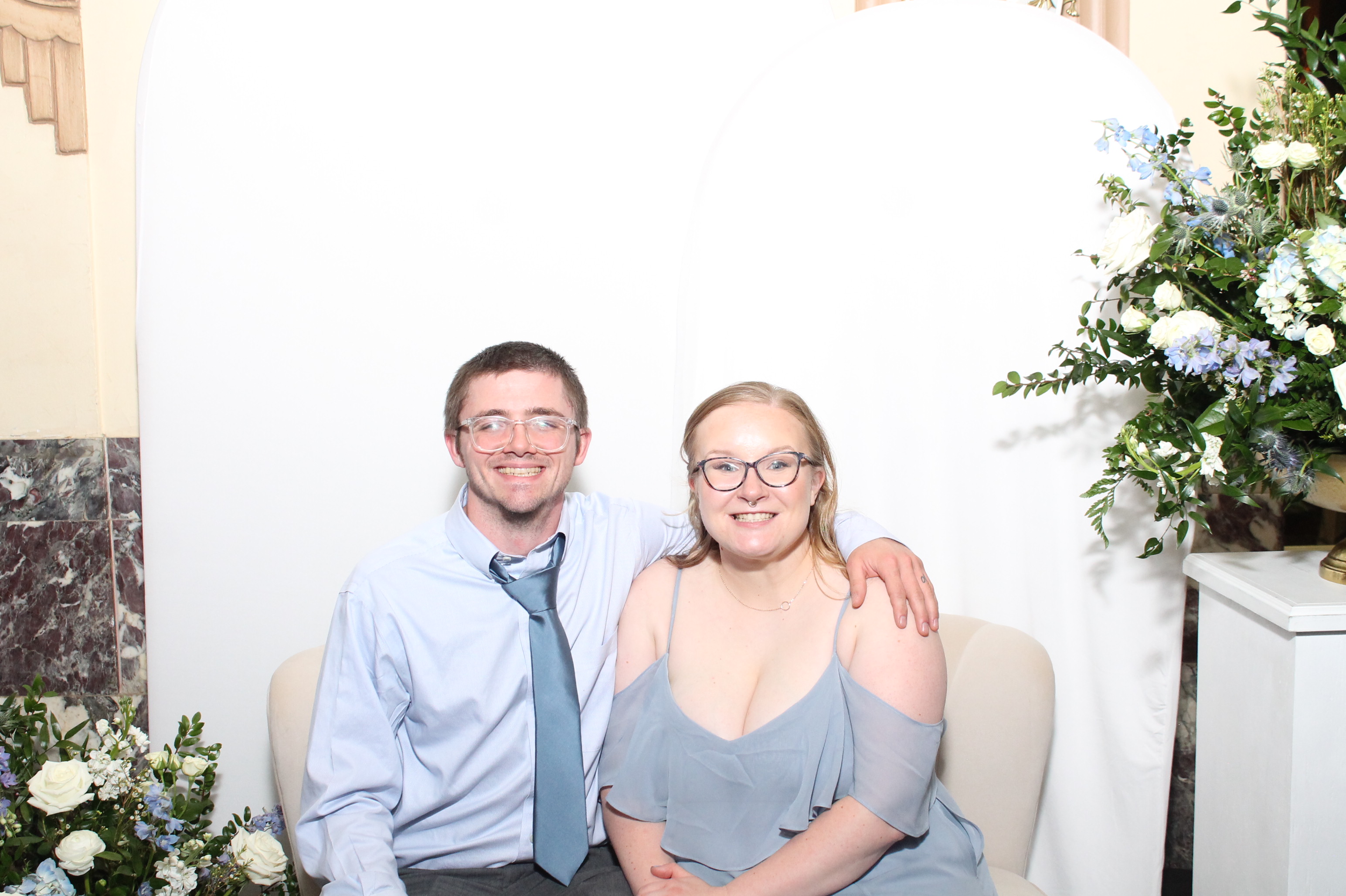 Nick & Sarah | View more photos from the event at gallery.photoboothcincy.com/u/PhotoBoothCincy/Nick-Sarah