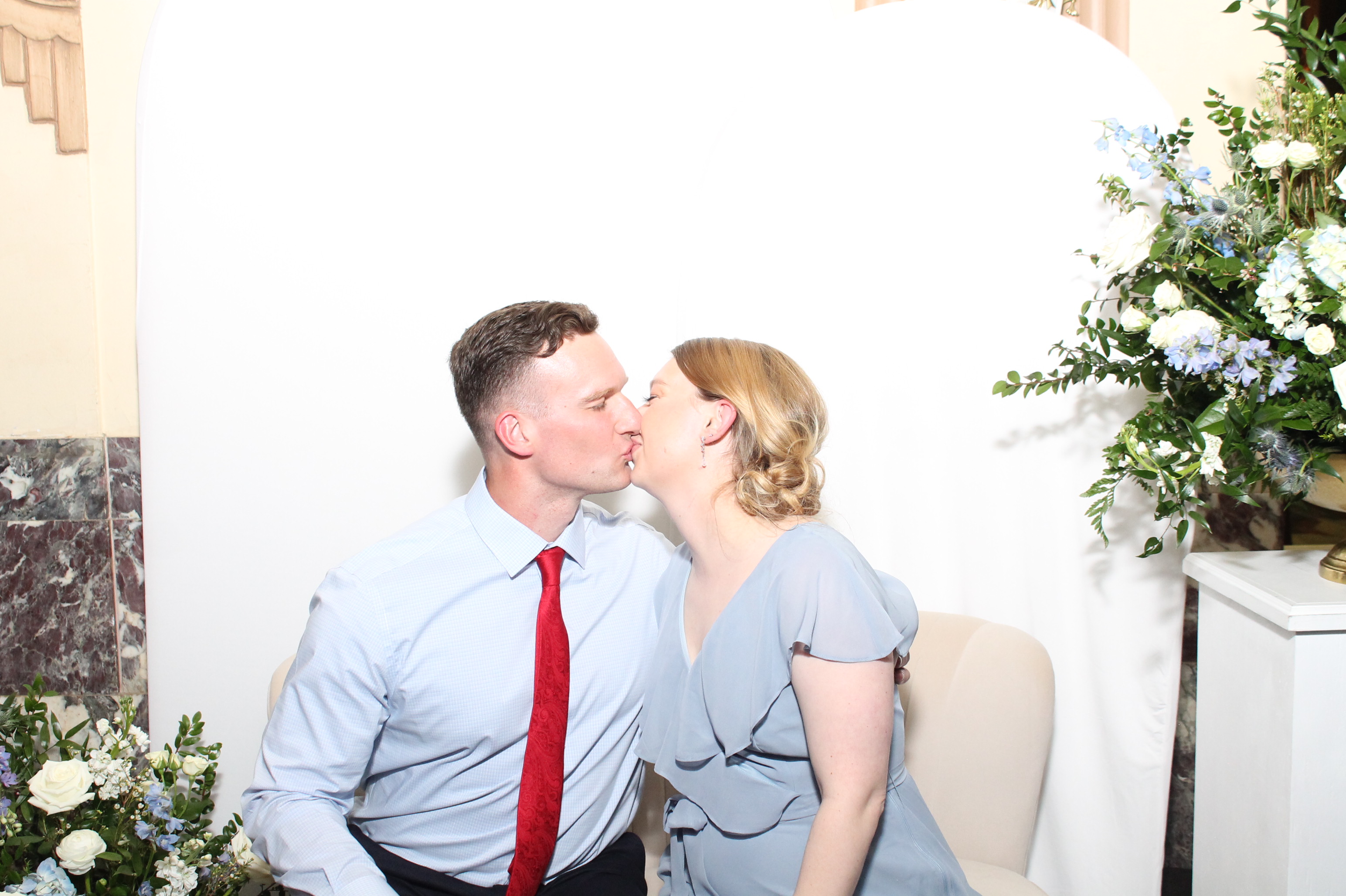 Nick & Sarah | View more photos from the event at gallery.photoboothcincy.com/u/PhotoBoothCincy/Nick-Sarah