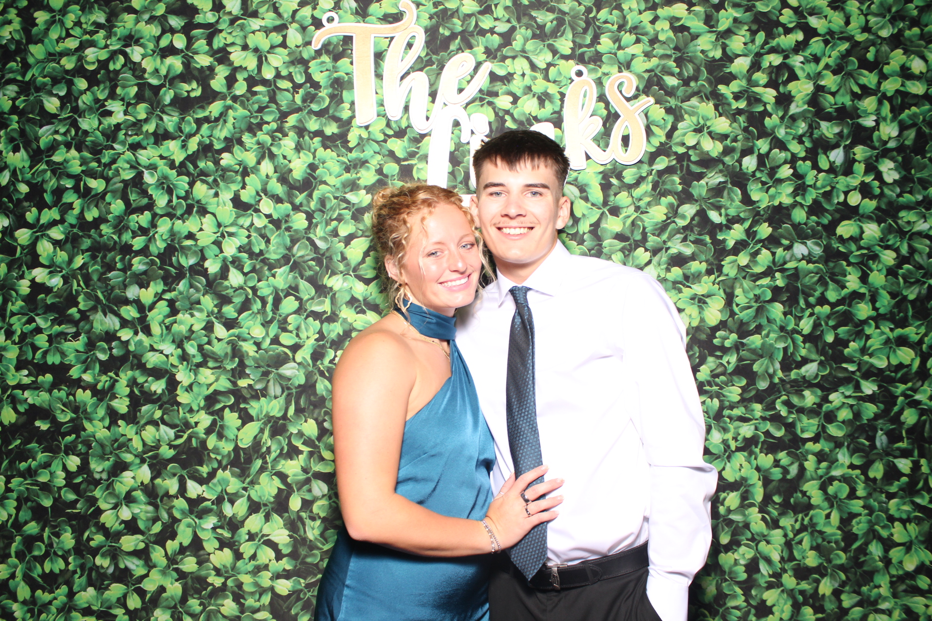 Nicole & Josh Link | View more photos from the event at gallery.photoboothcincy.com/u/PhotoBoothCincy/Nicole-Josh-Link