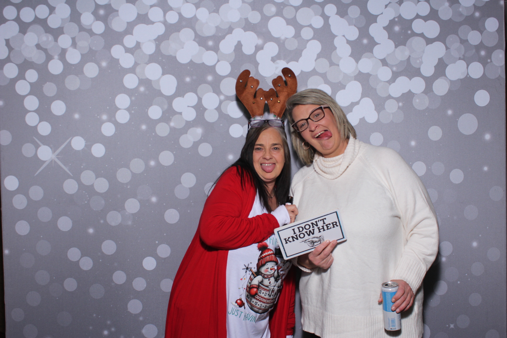 Nieman Plumbing Christmas Party | View more photos from the event at gallery.photoboothcincy.com/u/PhotoBoothCincy/Nieman-Plumbing-Christmas-Party
